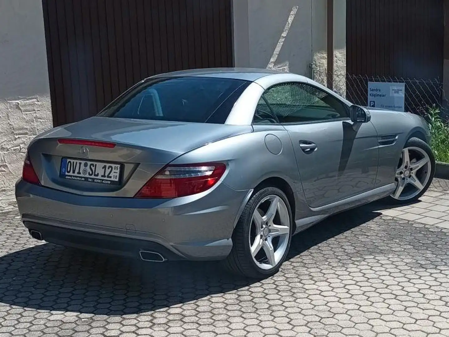 Mercedes-Benz SLK 250 SLK 250 (BlueEFFICIENCY) 7G-TRONIC Stříbrná - 1