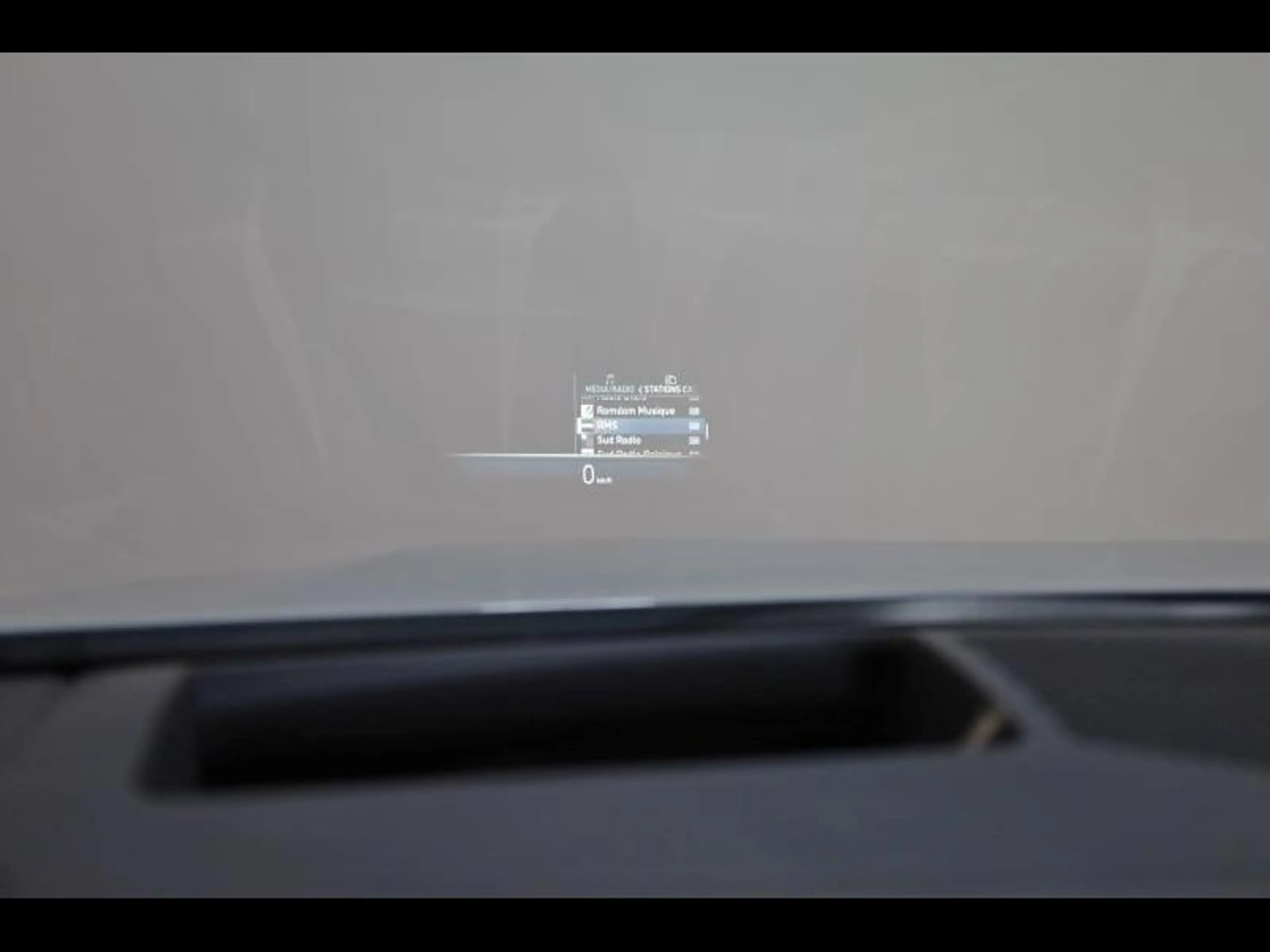 BMW i5 eDrive40 Touring Kit M Sport — photo 15