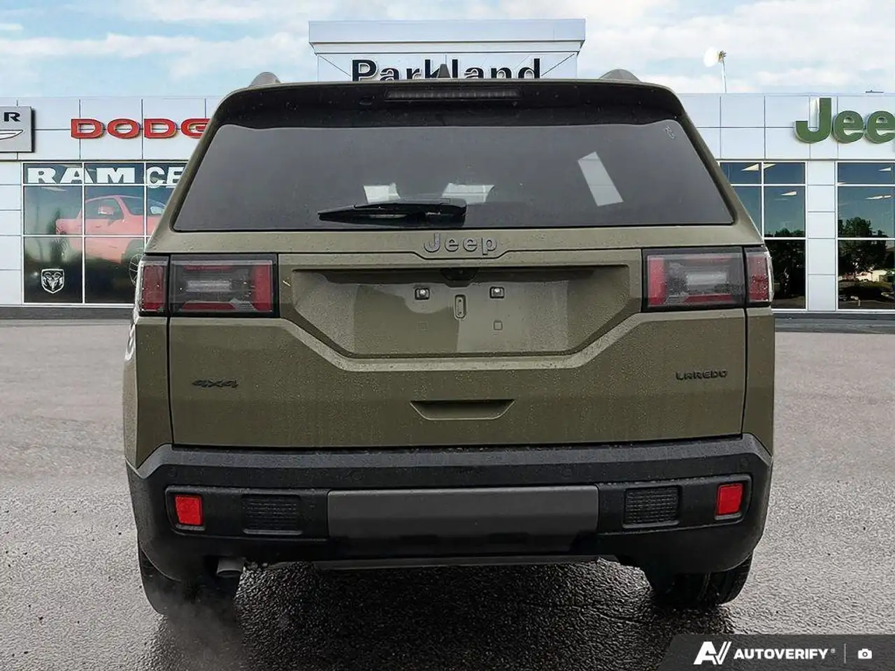Jeep Cherokee снимка Jeep Cherokee