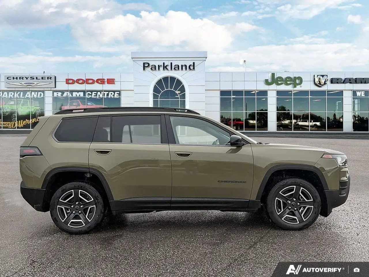 Jeep Cherokee снимка Jeep Cherokee