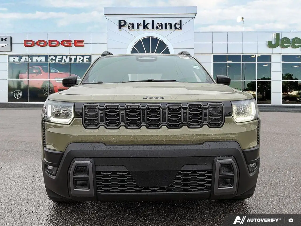 Jeep Cherokee снимка Jeep Cherokee