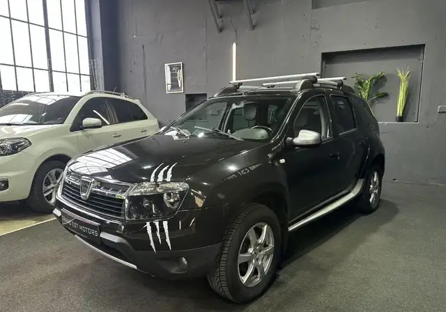 Dacia Duster view 2