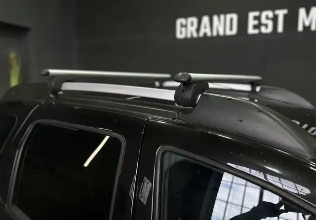 Dacia Duster view 5