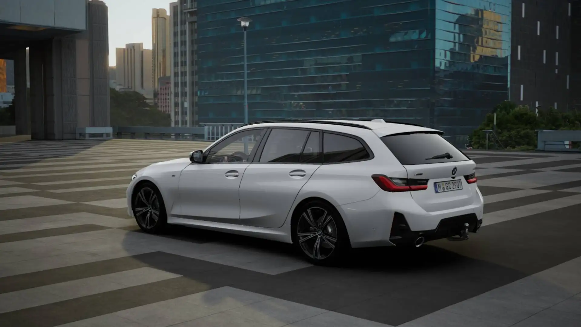 BMW 330 i xDrive Touring ///M-Sport SpurAss ACC 8-fach Bianco - 2