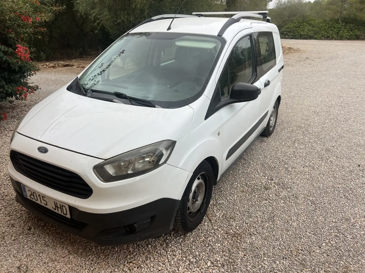 Ford Transit Courier Renolque, Bluetooth, Aire - 1