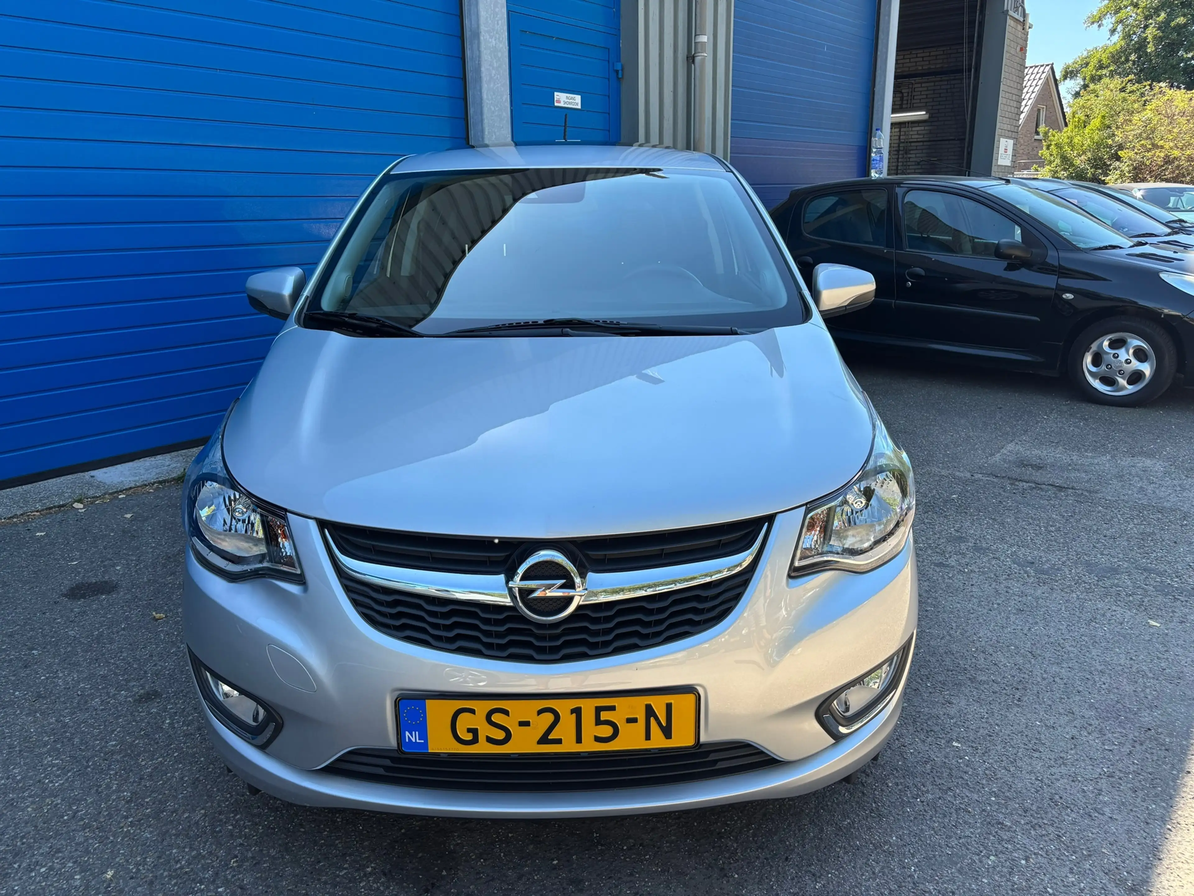 Opel Karl 1.0 ecoFLEX Cosmo — photo 3