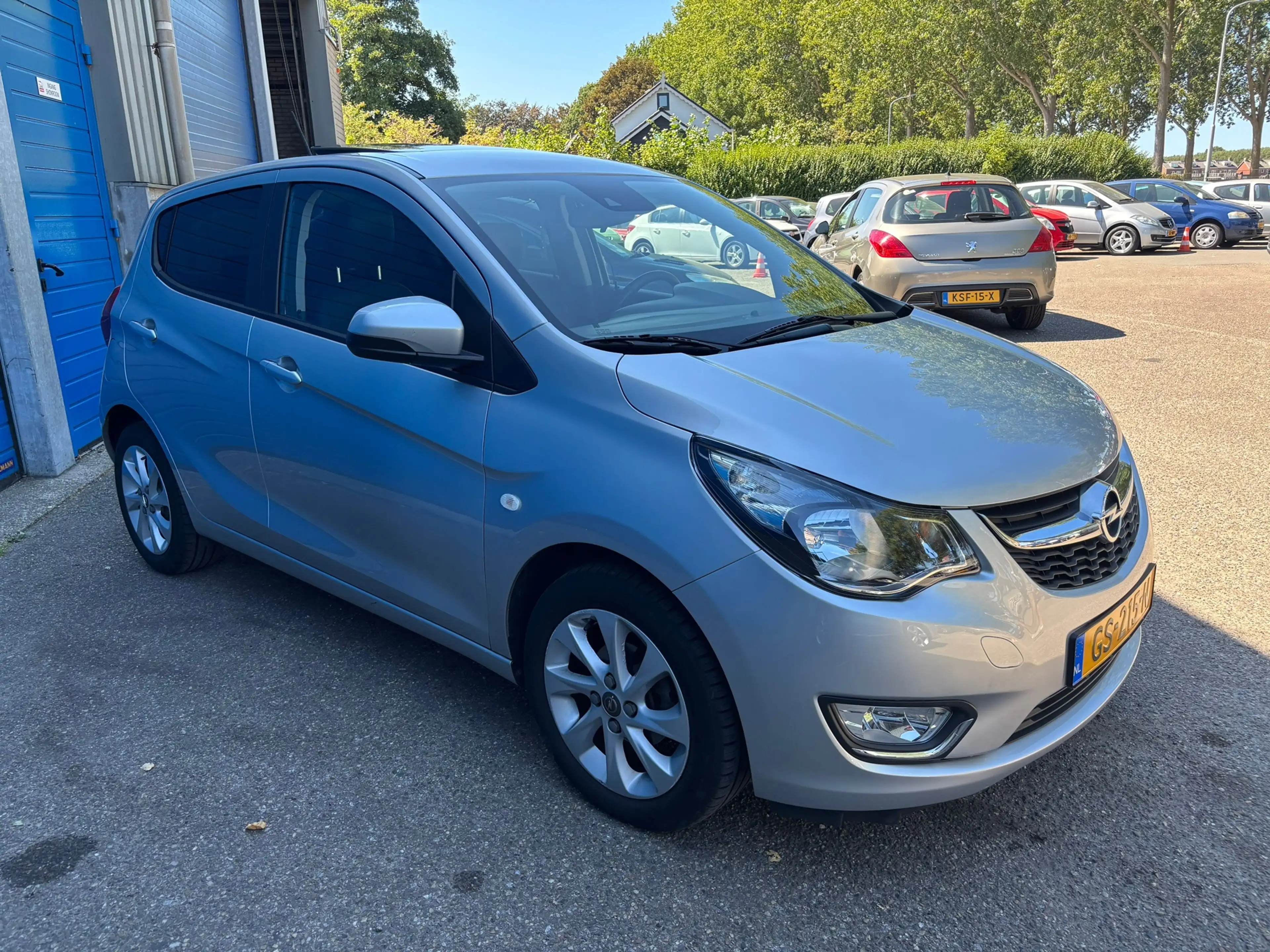 Opel Karl 1.0 ecoFLEX Cosmo — photo 4