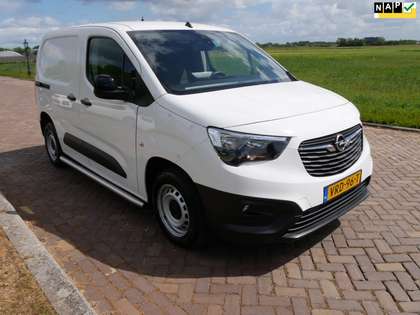 Opel Combo 1.5D L1H1 Edition 75kW -- 2022 !!! -- AC NAVI ** 6