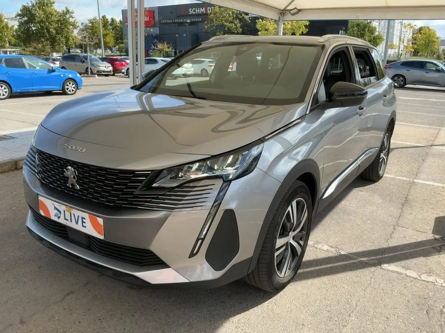 Peugeot 5008 1.2 PureTech 96KW S&S Active Pack Grau - 1