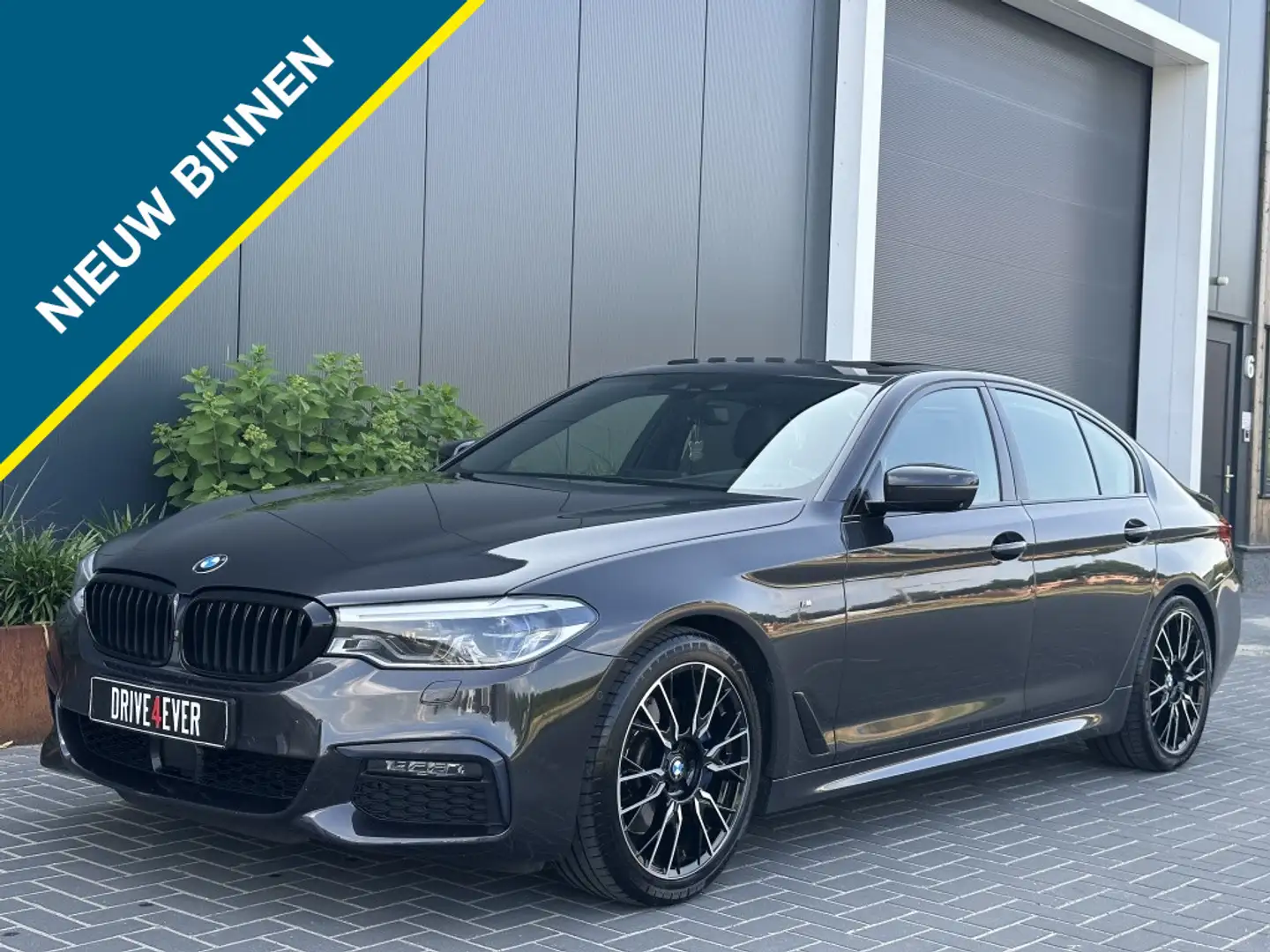 BMW 530 5-serie 530i xD M PACK M20 PANO NAVI CLIMATE 360 C Gris - 1