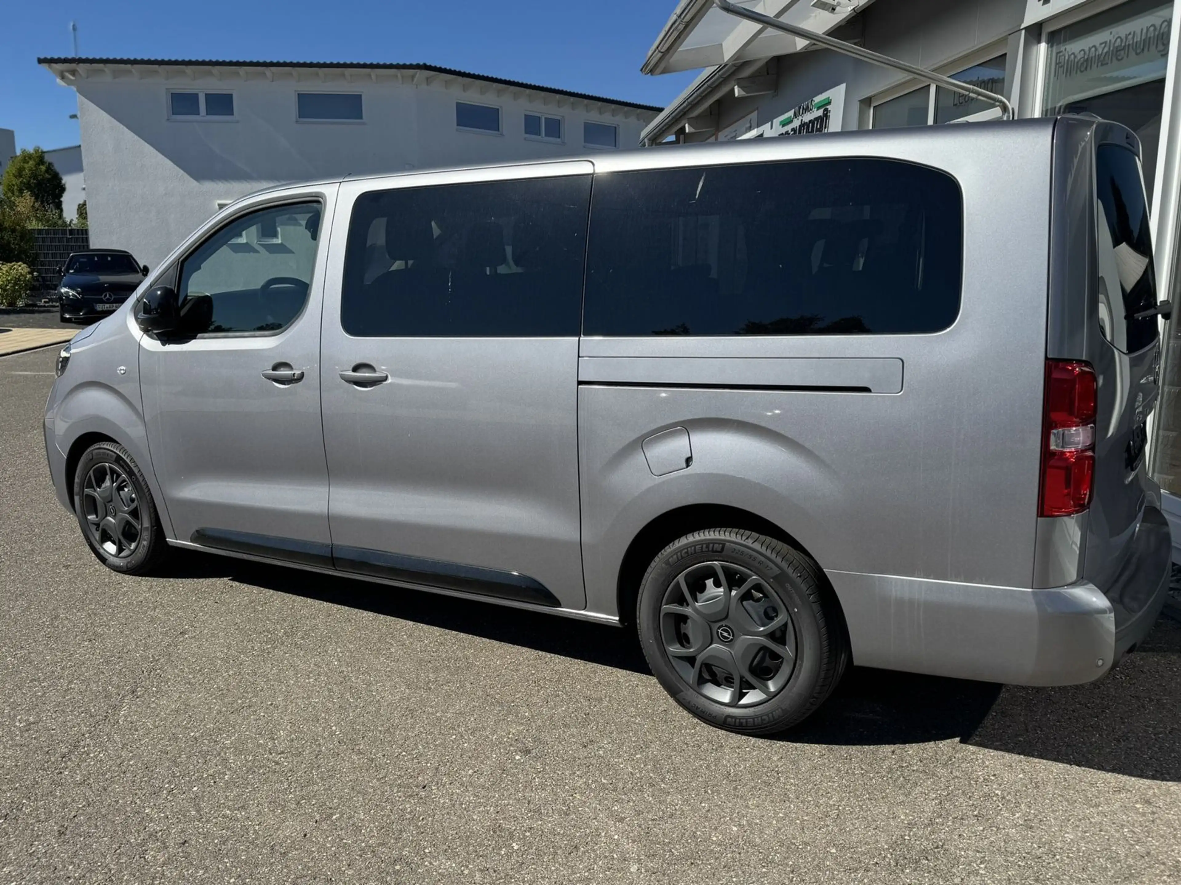 Opel Zafira Edition XL 9 Sitze Business Edition 2,2 L — photo 6