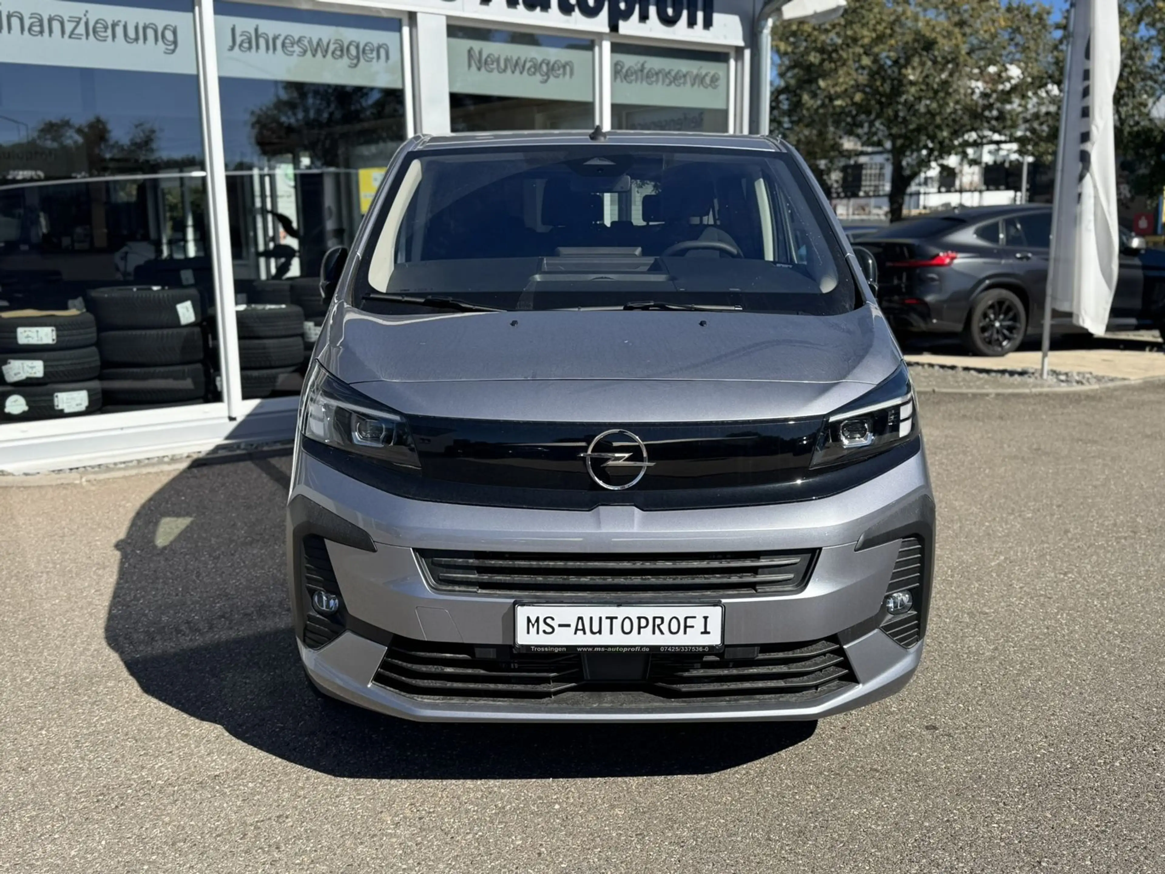 Opel Zafira Edition XL 9 Sitze Business Edition 2,2 L — photo 2