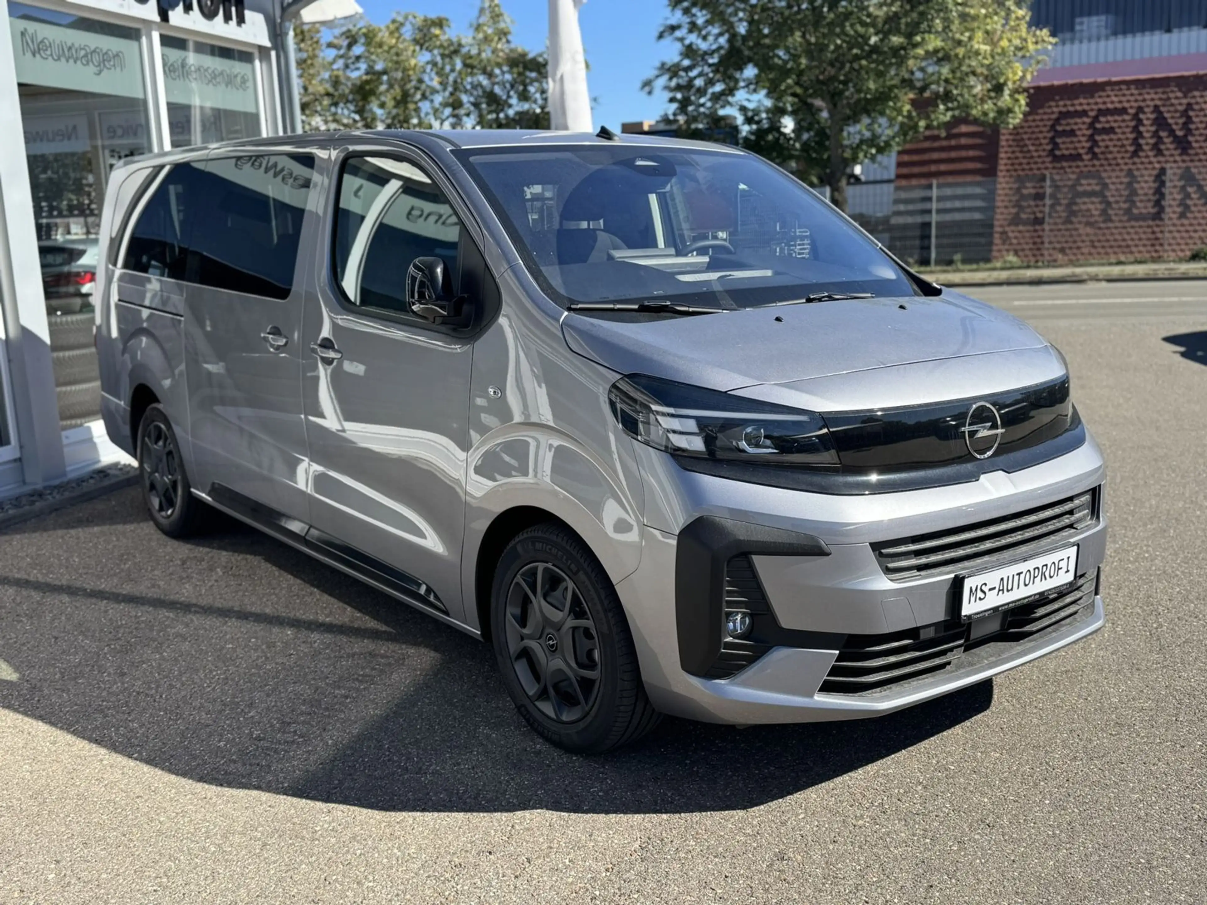 Opel Zafira Edition XL 9 Sitze Business Edition 2,2 L — photo 3