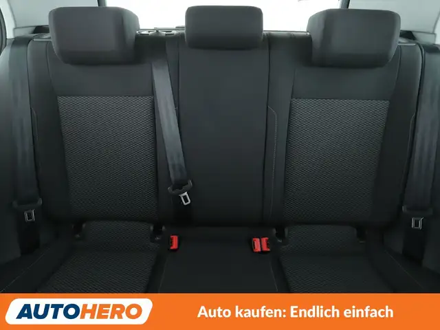 Volkswagen Golf view 15
