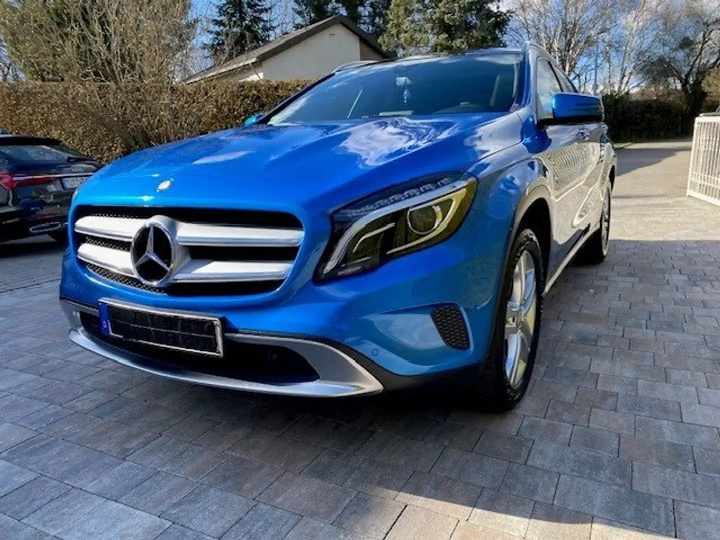 Mercedes-Benz GLA 200 SCORE! Blau - 2
