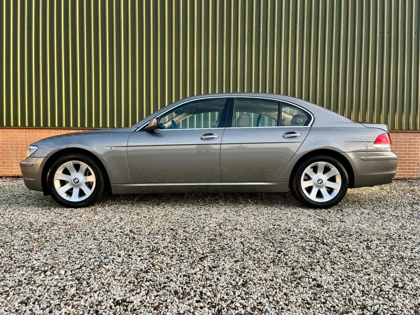 BMW 740 7-serie 740i Executive- A1 Conditie Grau - 2