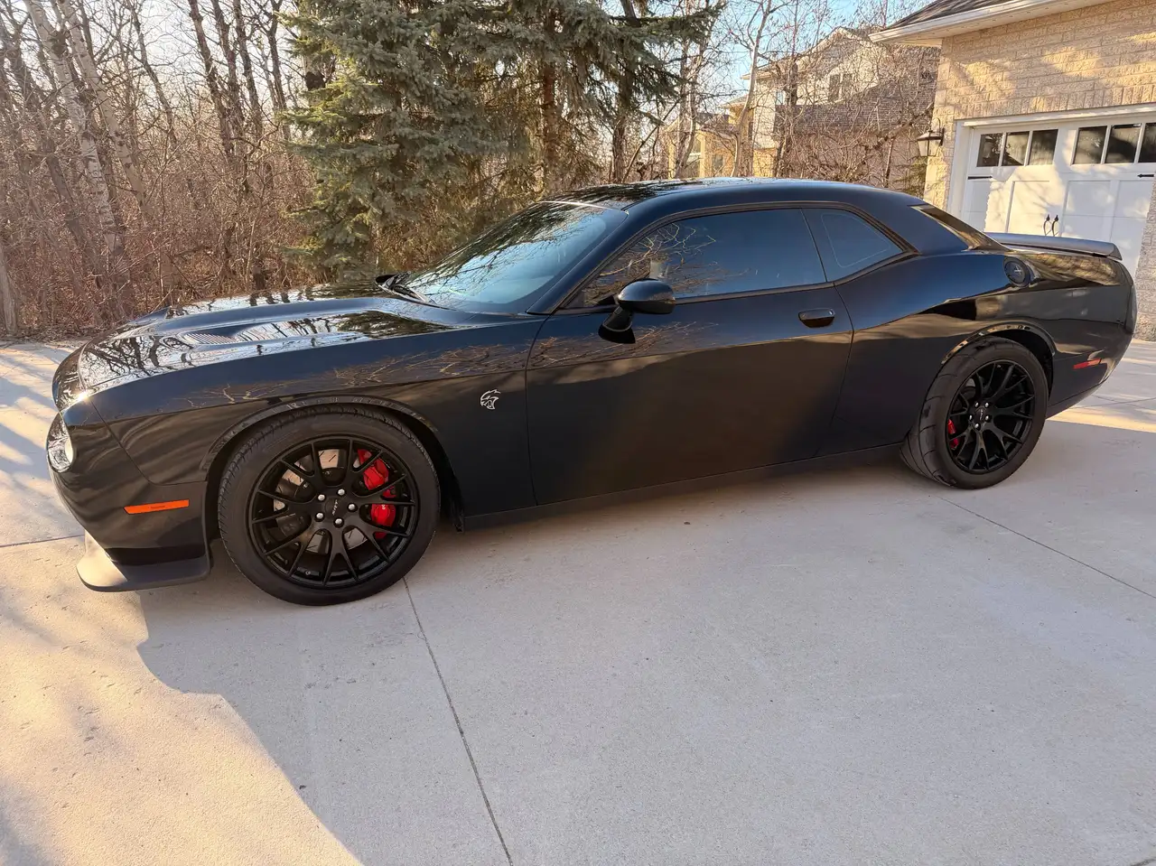 Dodge Challenger снимка Dodge Challenger