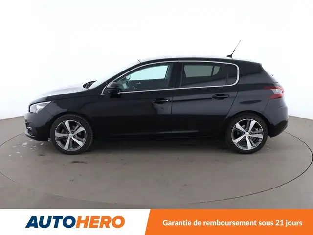 Peugeot 308 view 3