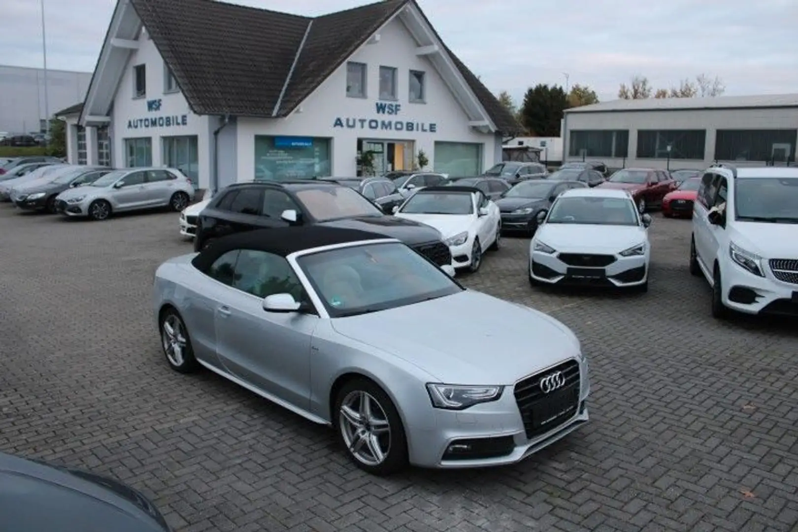 Audi A5 Cabriolet 1.8 TFSI,S.Line,Leder,Navi,Sports,X Silber - 2