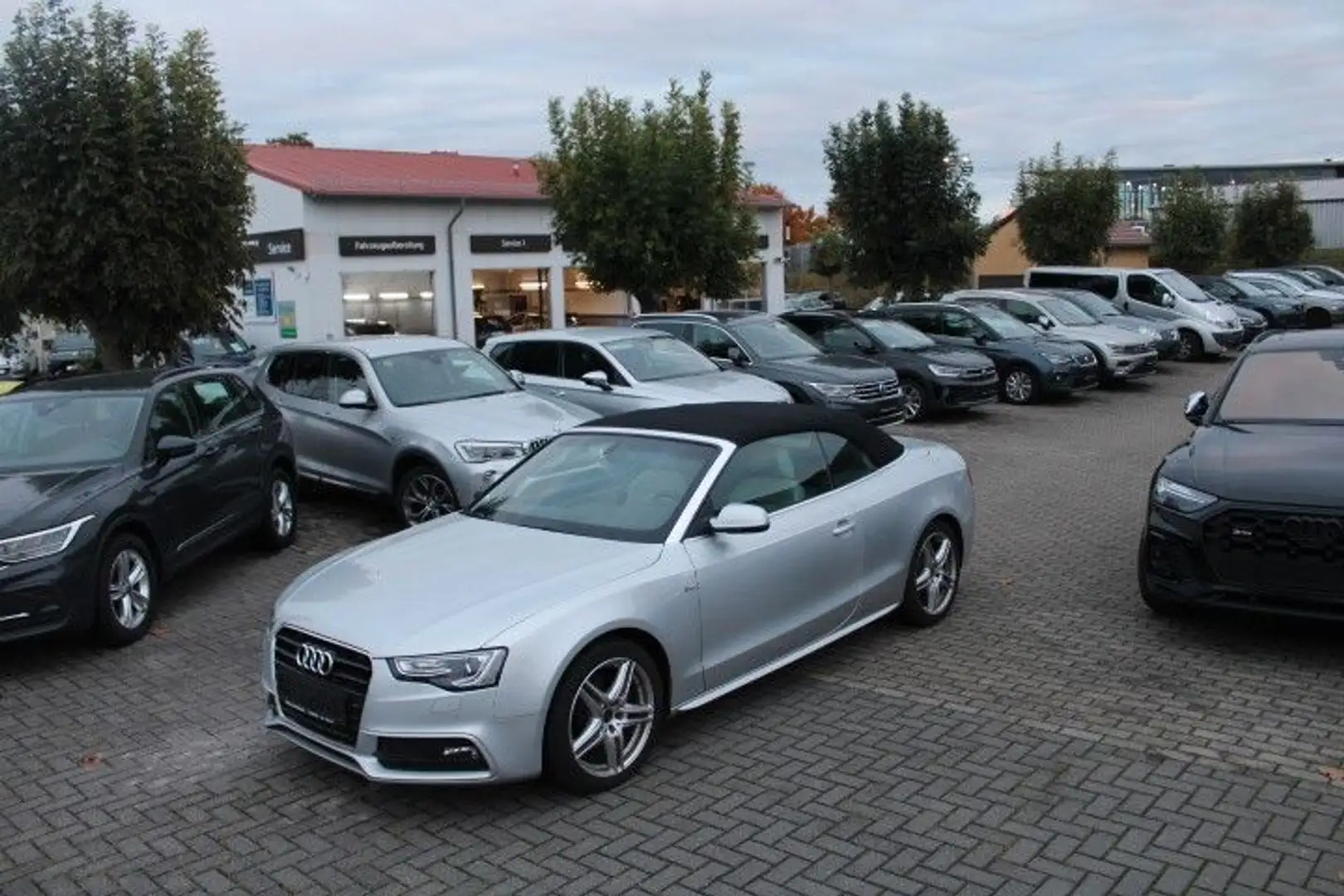 Audi A5 Cabriolet 1.8 TFSI,S.Line,Leder,Navi,Sports,X Silber - 1