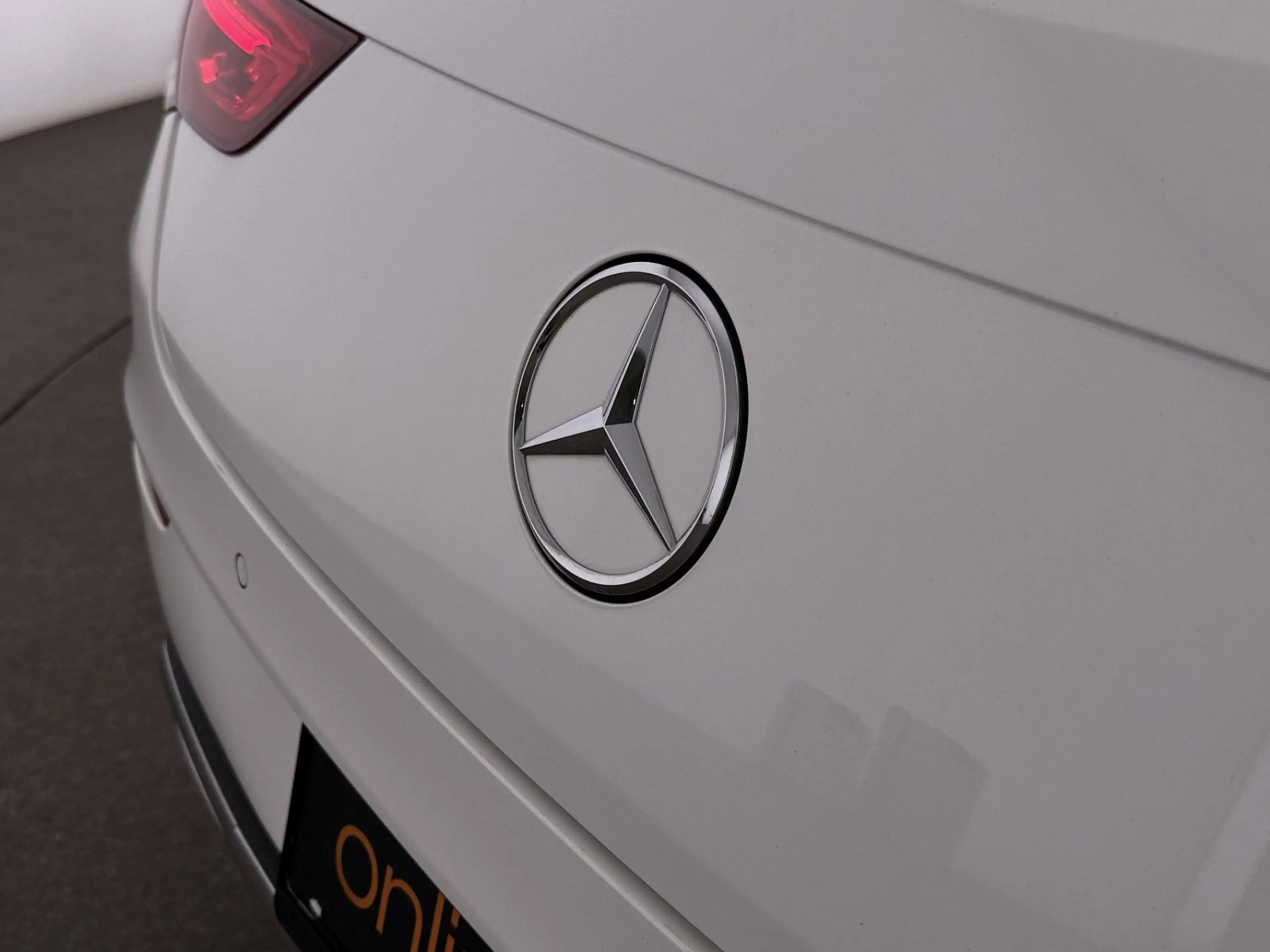 Mercedes-Benz CLA 220 d Shooting Brake AMG-Line Aut LED AHK — photo 10