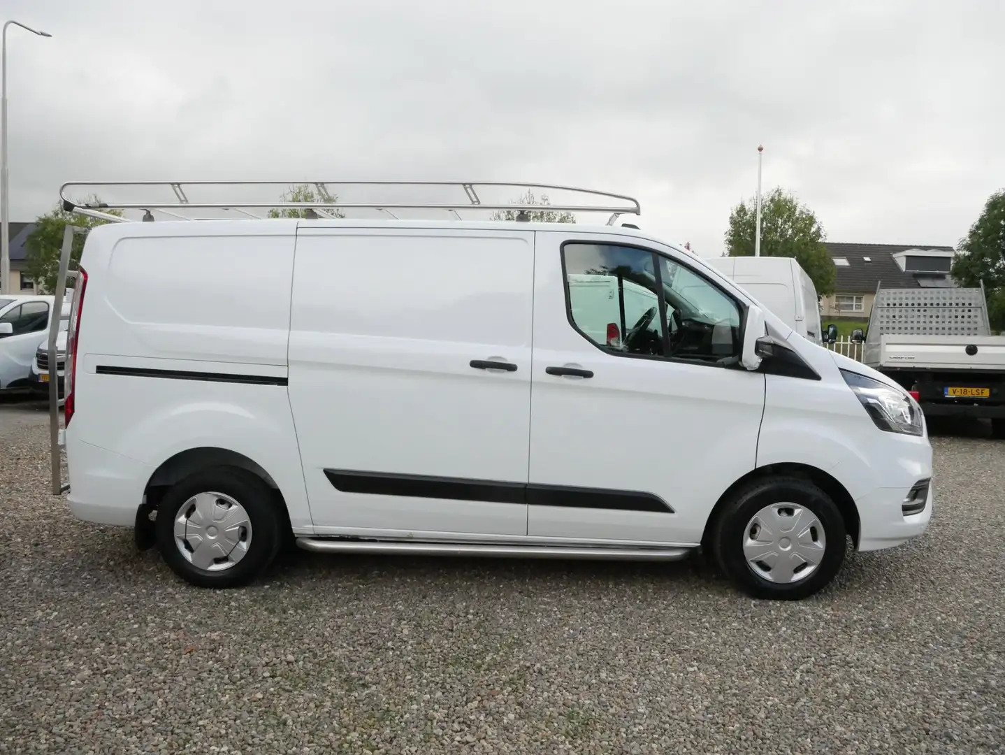 Ford Transit Custom 2.0 TDCI 130PK, L1H1, Airco Wit - 2