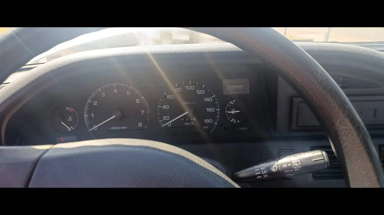 Toyota Corolla 1.3 GL Liftback 12 v 82cv, foto 2