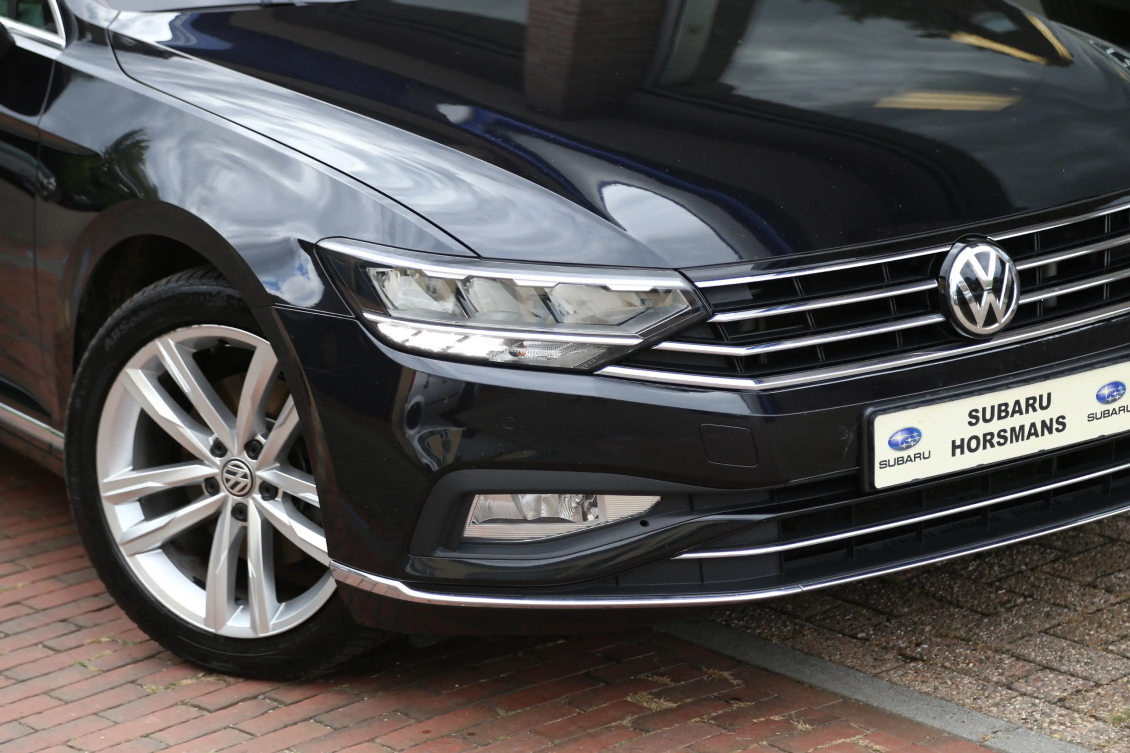 Volkswagen Passat Variant 1.5 TSI Elegance DSG Navi Camera LED ACC — photo 17