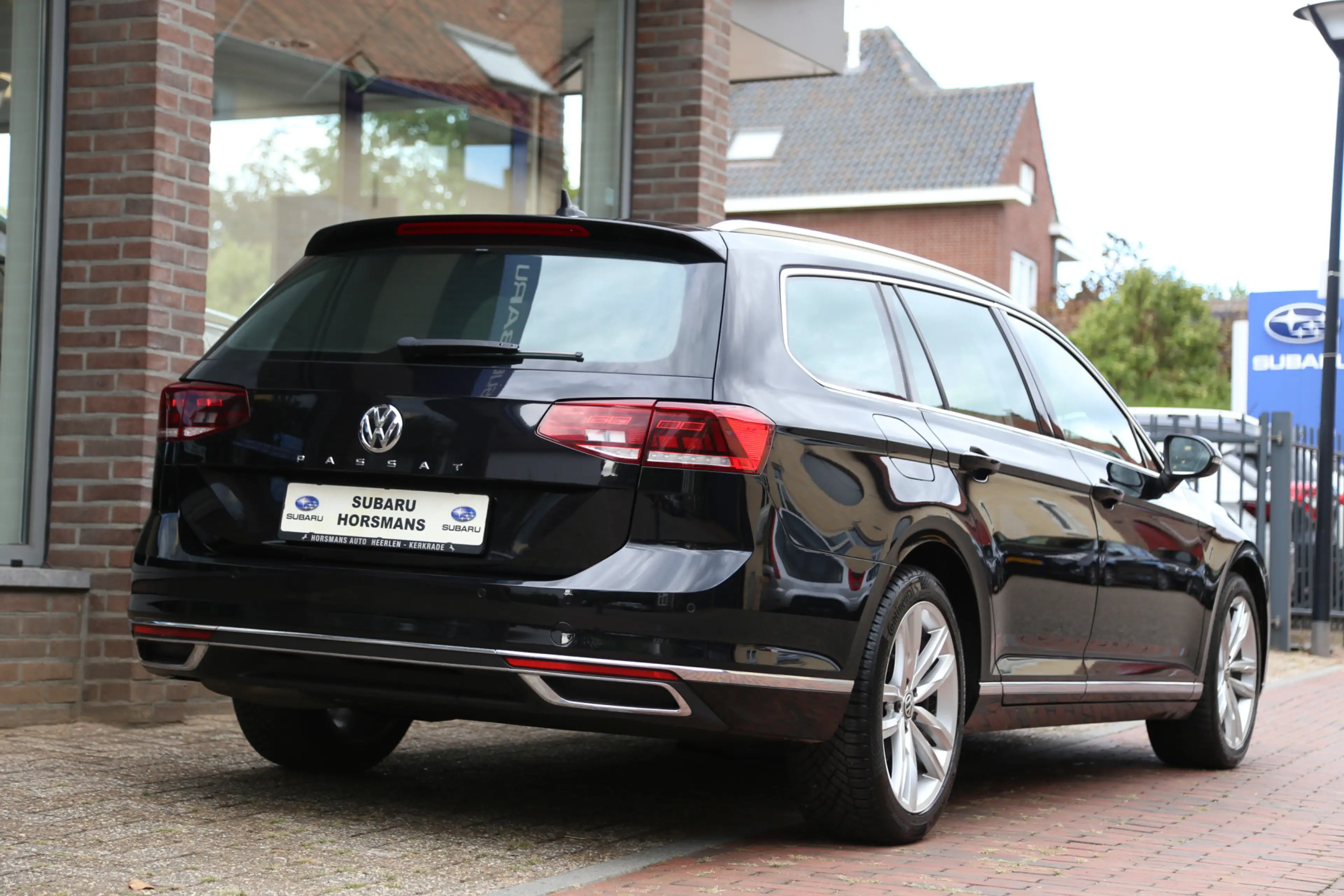 Volkswagen Passat Variant 1.5 TSI Elegance DSG Navi Camera LED ACC — photo 3