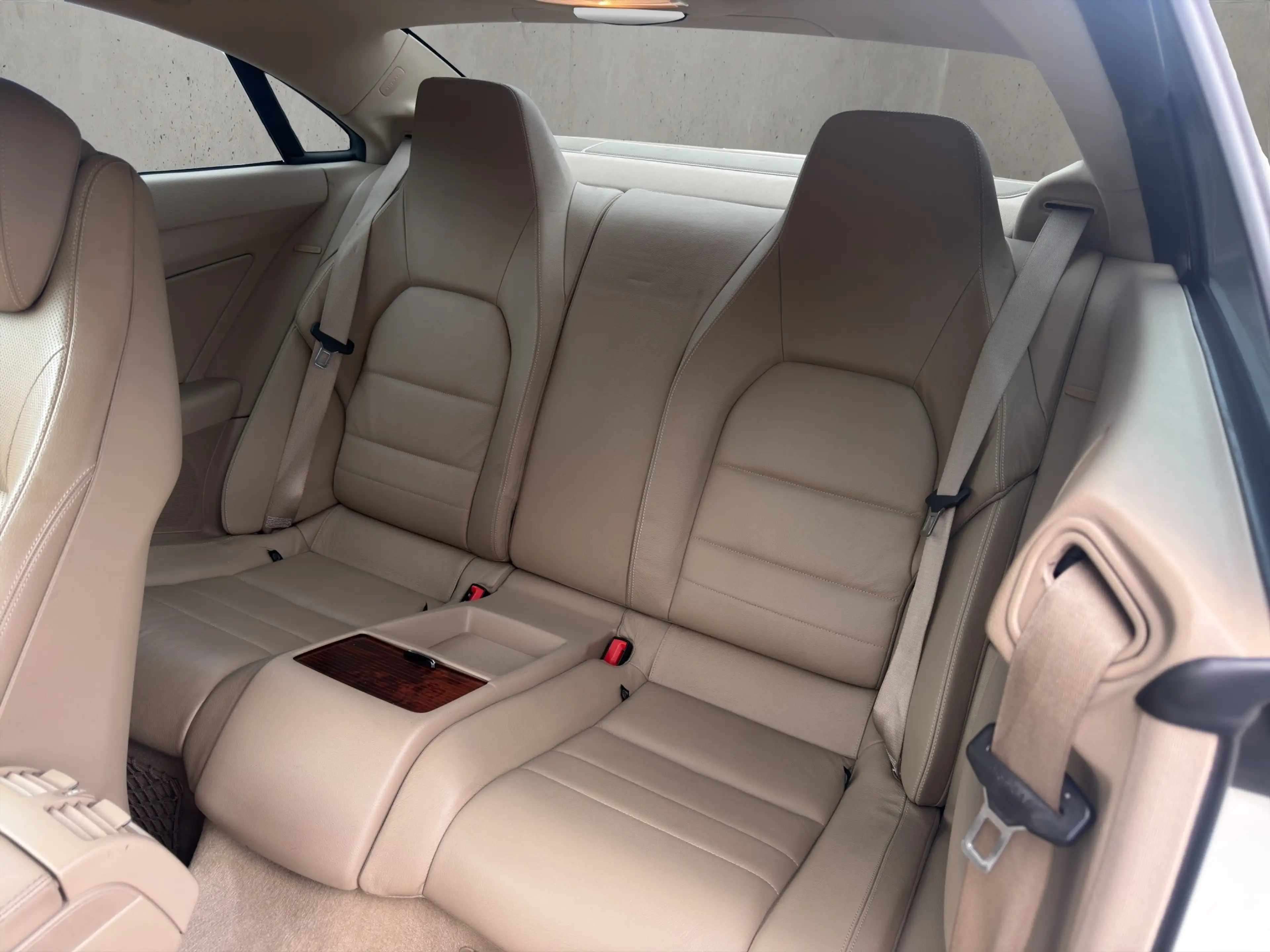Mercedes-Benz E 350 E 350 CGI C BlueEFFICIENCY 7G-TRONIC Prime Edition — photo 11