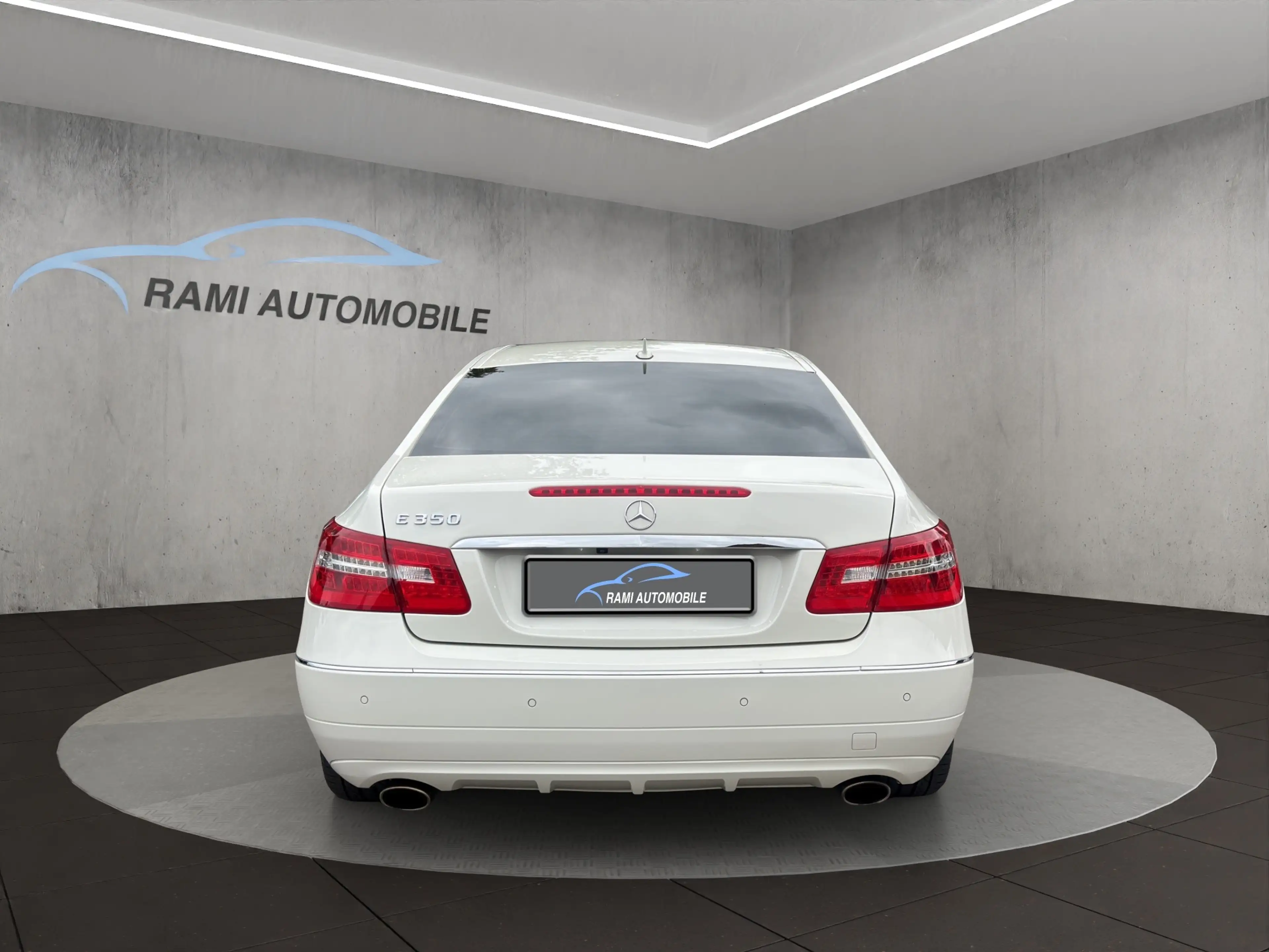 Mercedes-Benz E 350 E 350 CGI C BlueEFFICIENCY 7G-TRONIC Prime Edition — photo 4