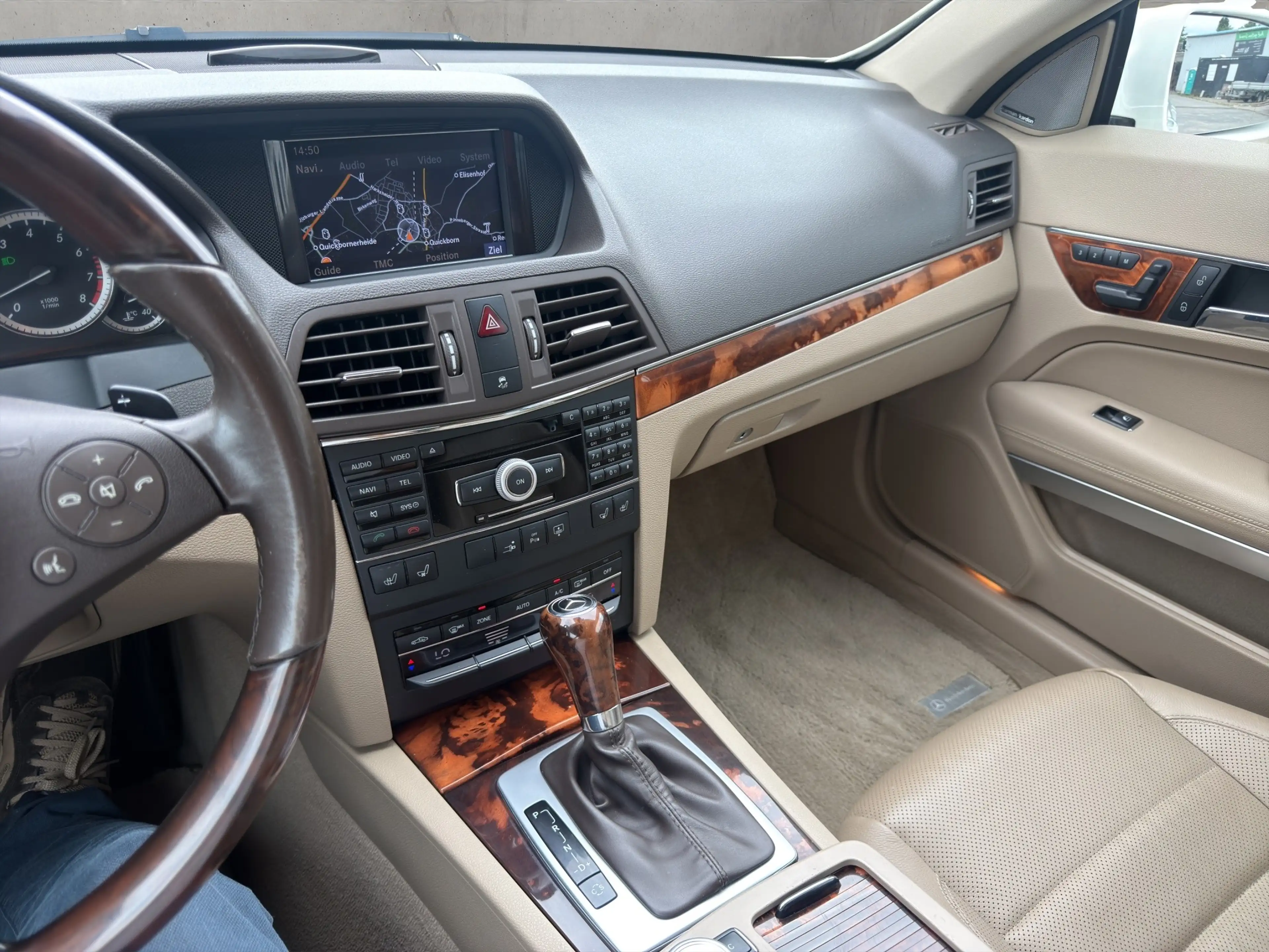 Mercedes-Benz E 350 E 350 CGI C BlueEFFICIENCY 7G-TRONIC Prime Edition — photo 15