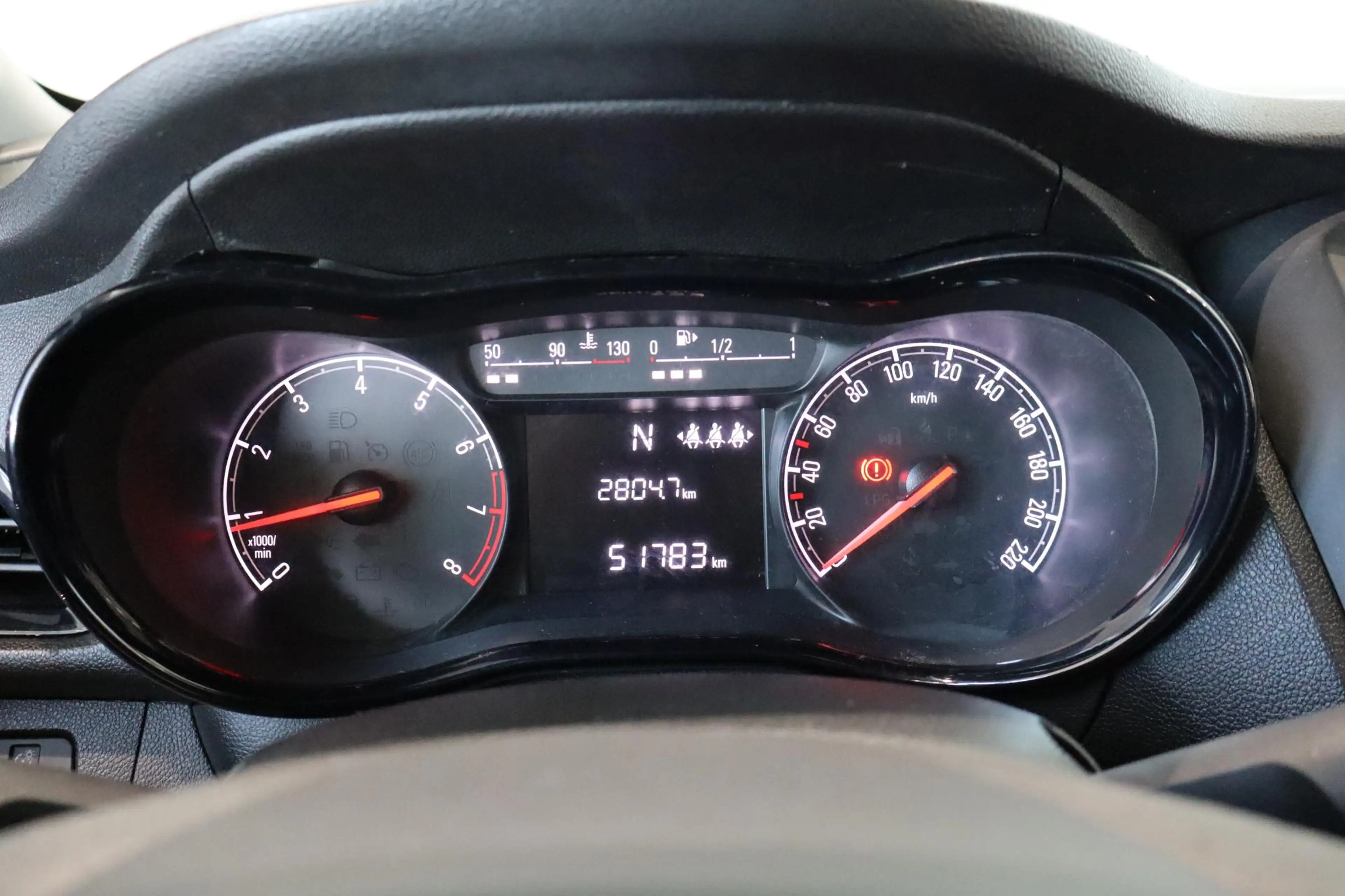 Opel Karl 1.0 ecoFLEX Edition — photo 14