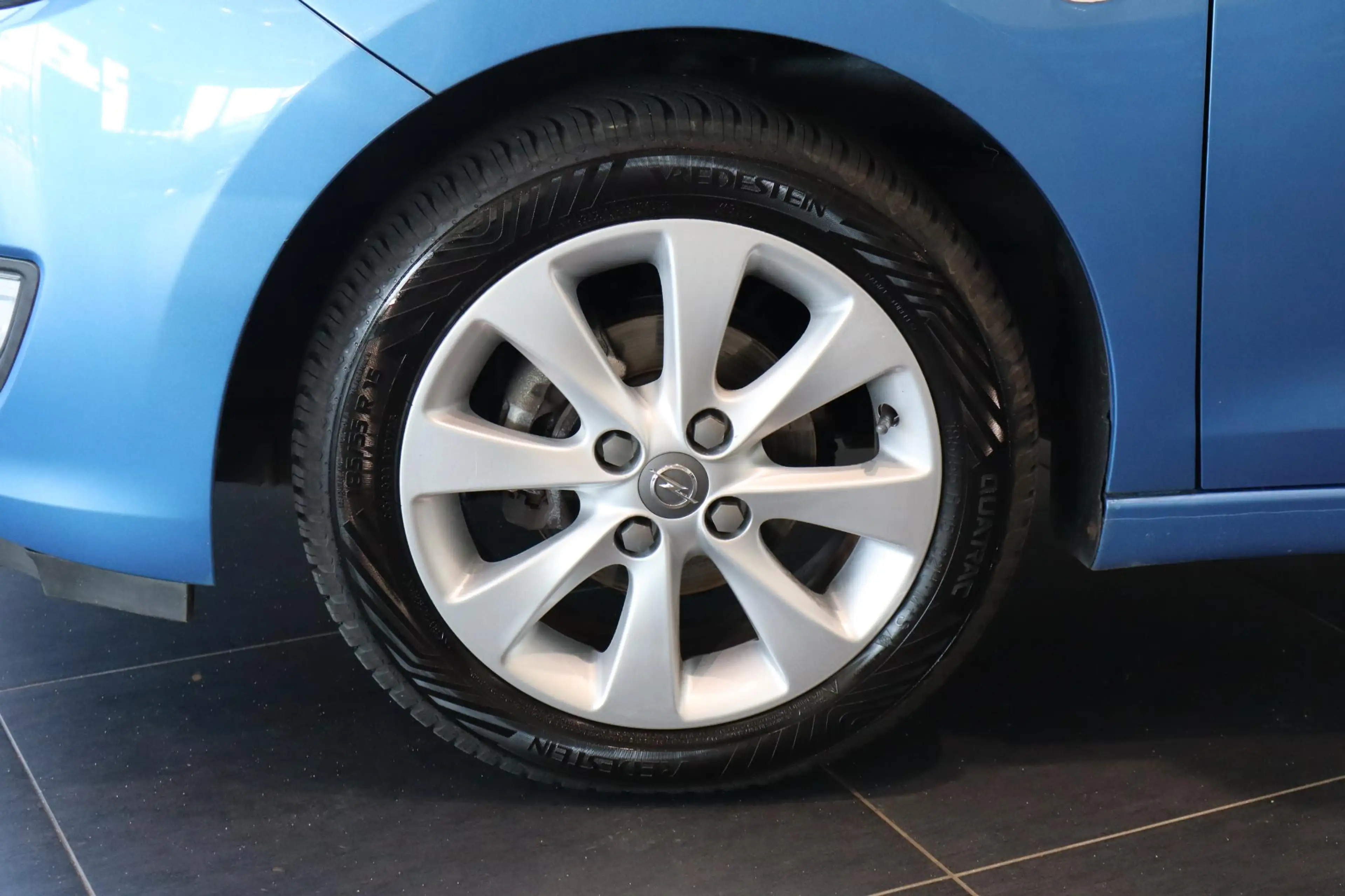Opel Karl 1.0 ecoFLEX Edition — photo 5