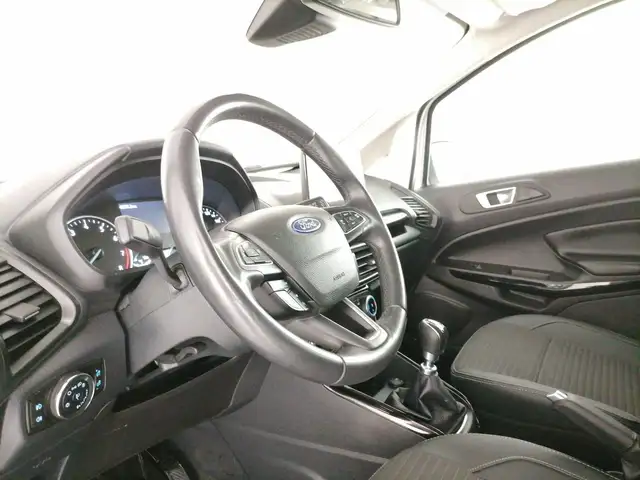 Ford Ecosport view 11