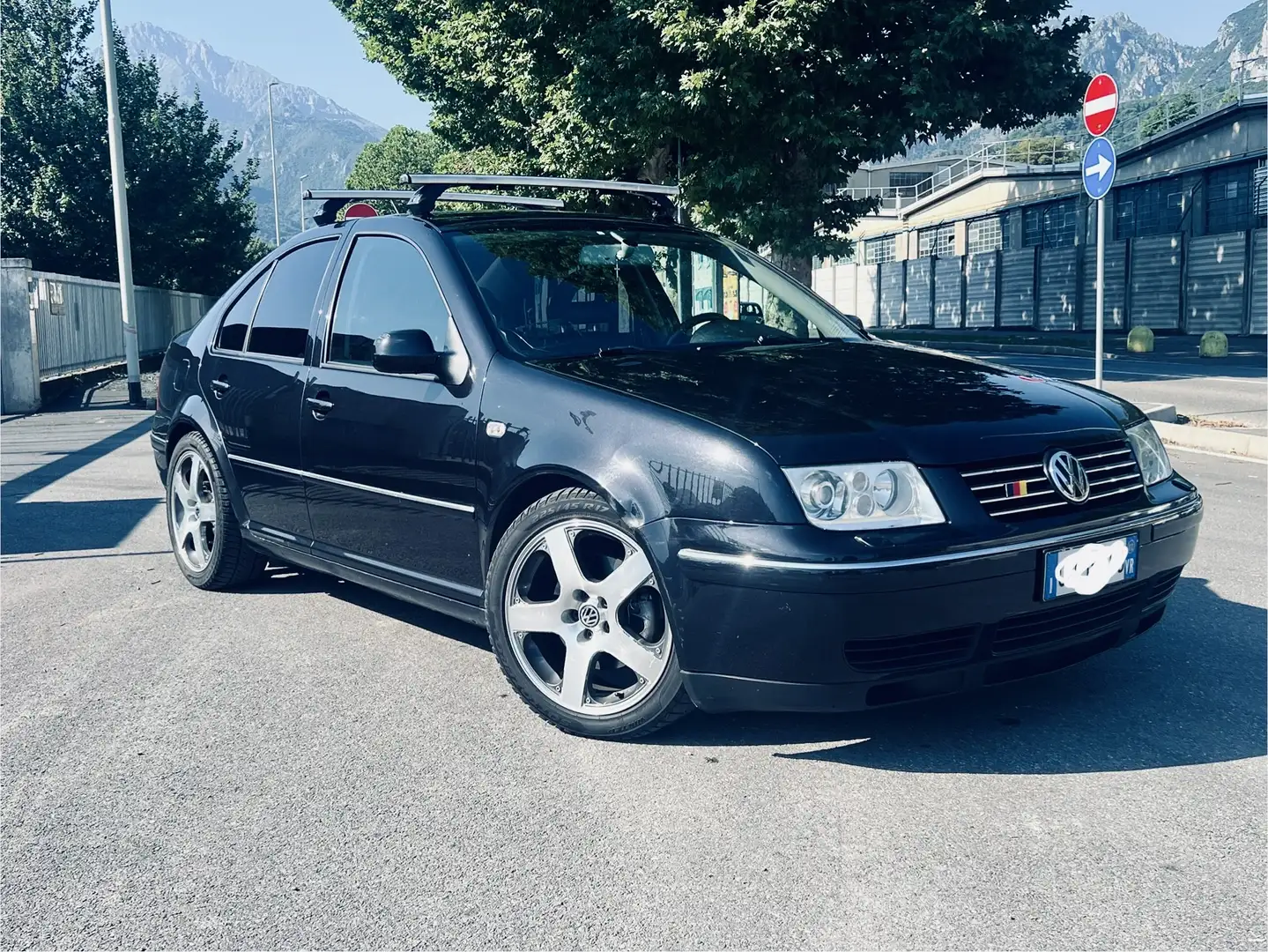 Volkswagen Bora 1.9 tdi Highline 4motion 130cv - 1