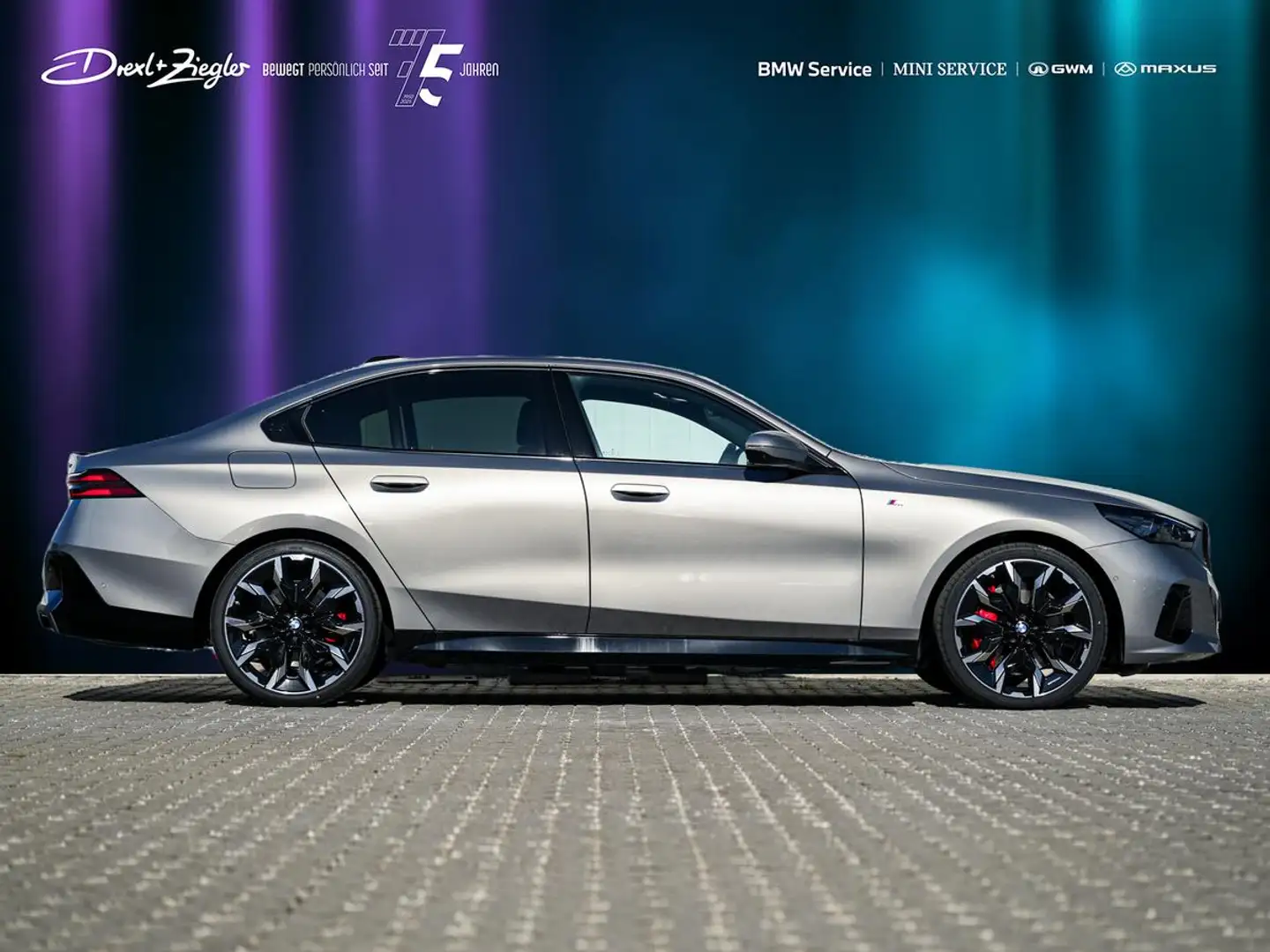 BMW 540 d xDrive M-SportPRO 21" STHZG PANO ACC iLeder Grau - 2