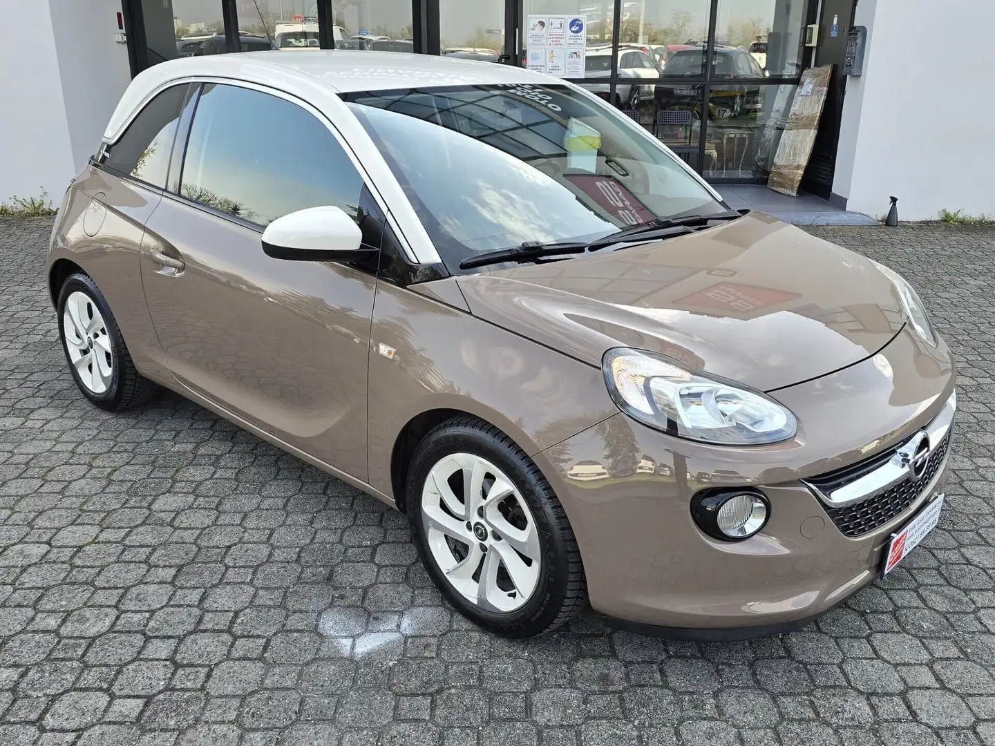 Opel Adam 1.4 87 CV GPL Tech Unlimited Beige - 2