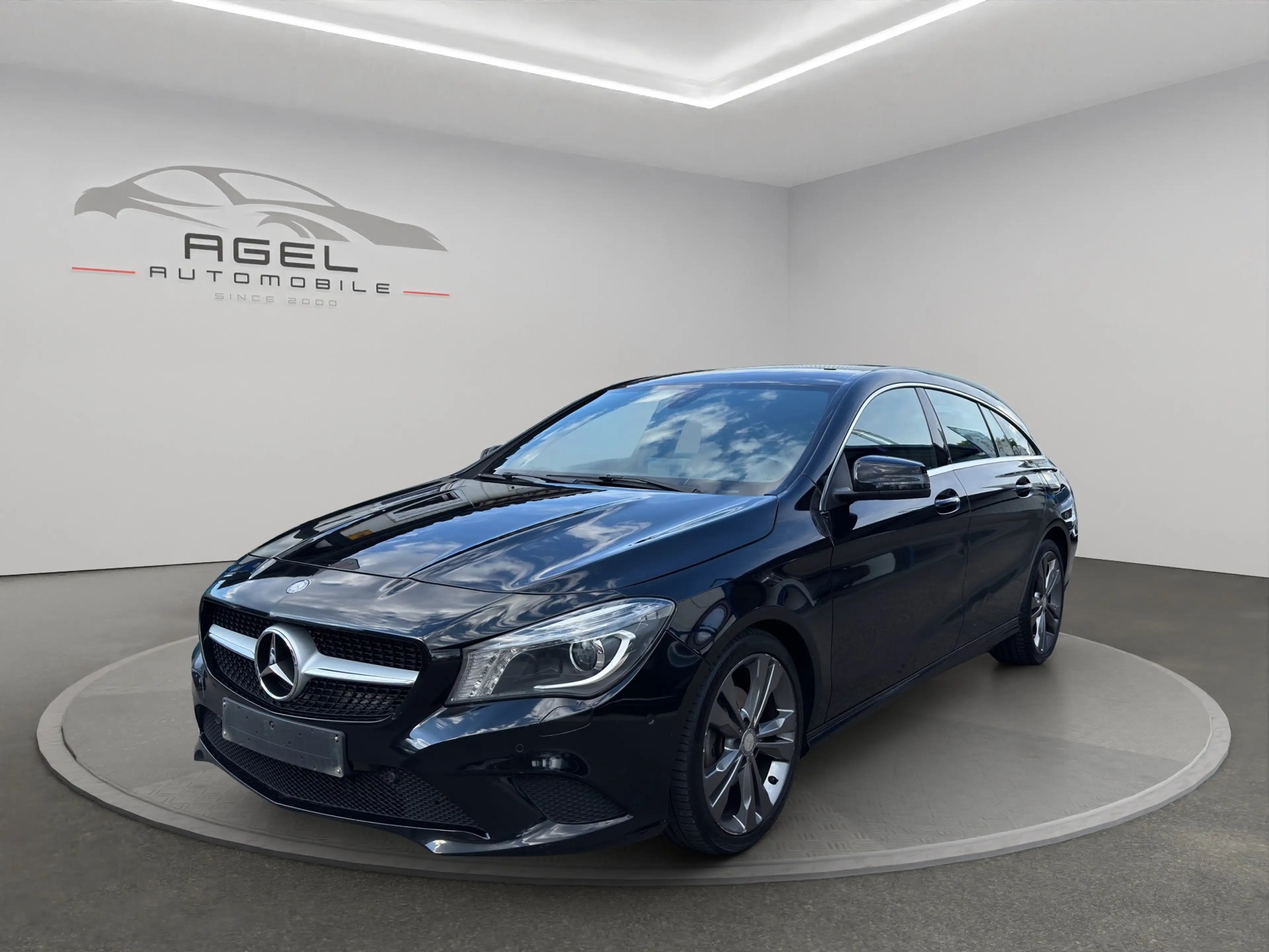 Mercedes-Benz CLA 220 CLA 220 CDI*Vollleder*Ambiente*Kamera*LMF*Xenon*PDC*