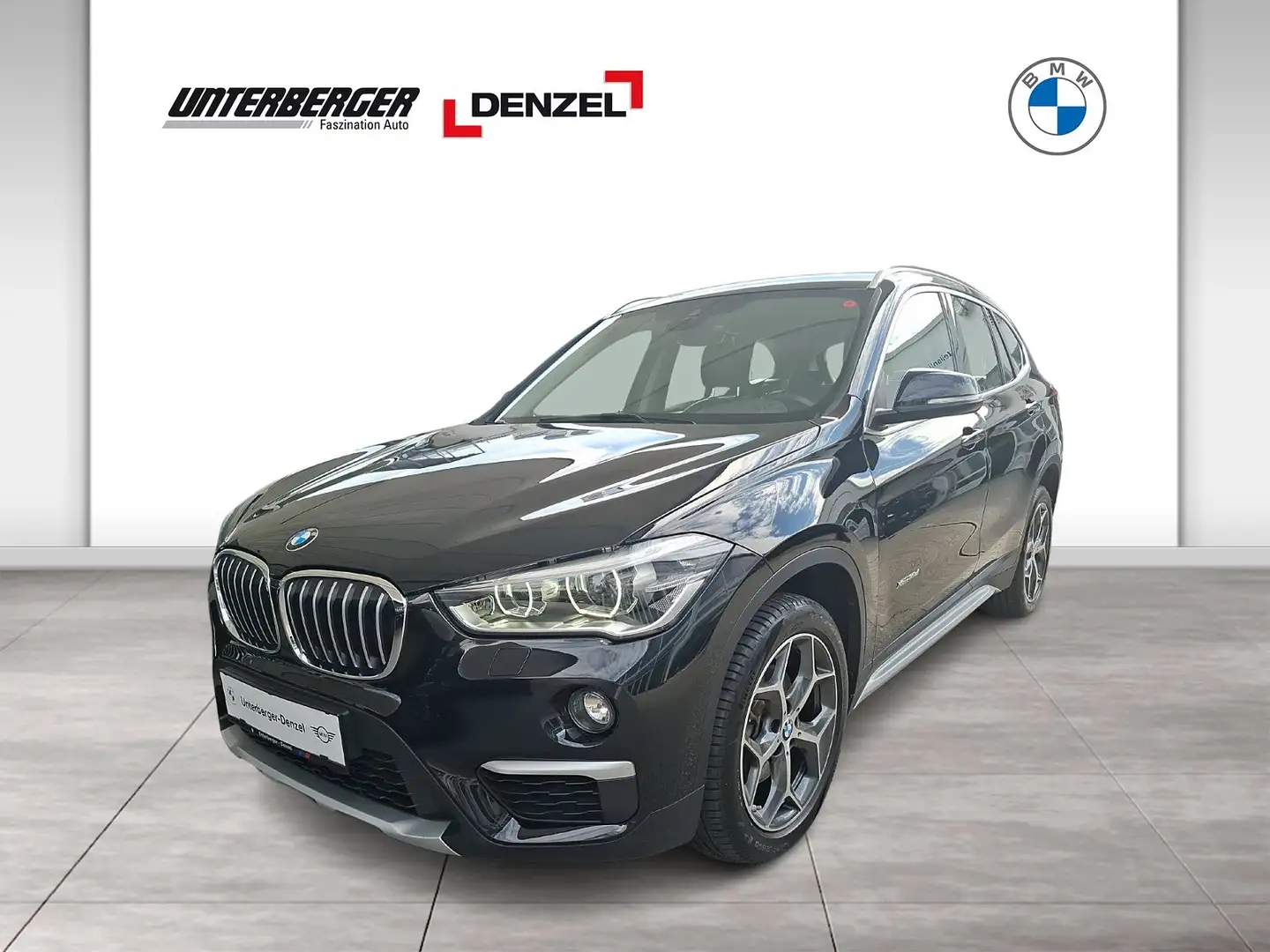 BMW X1 xDrive18d (F48) xLine Schwarz - 1