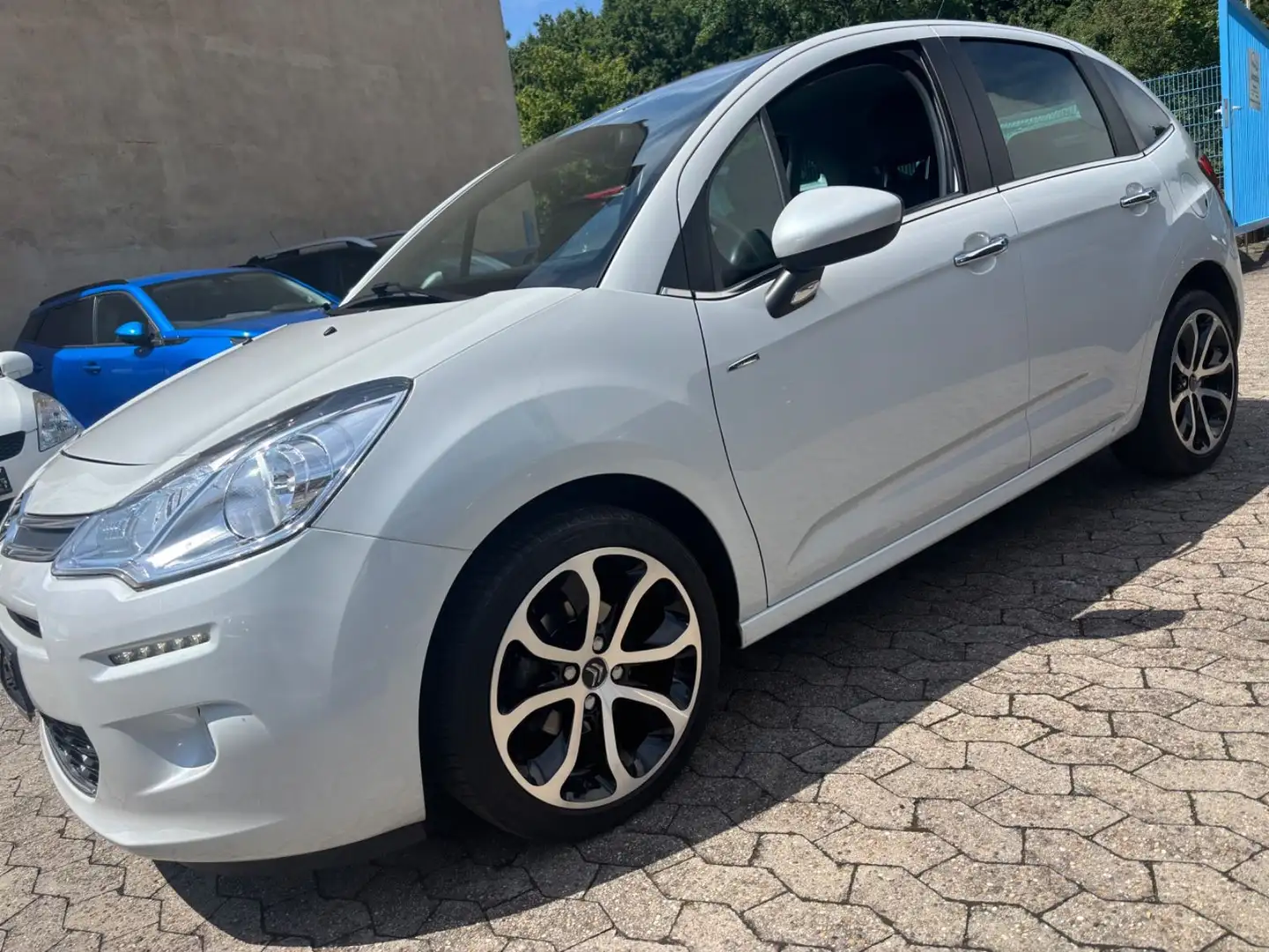 Citroen C3 Exclusive Automatik Leder/Sitzhzg/Kamera/17Zo Weiß - 1