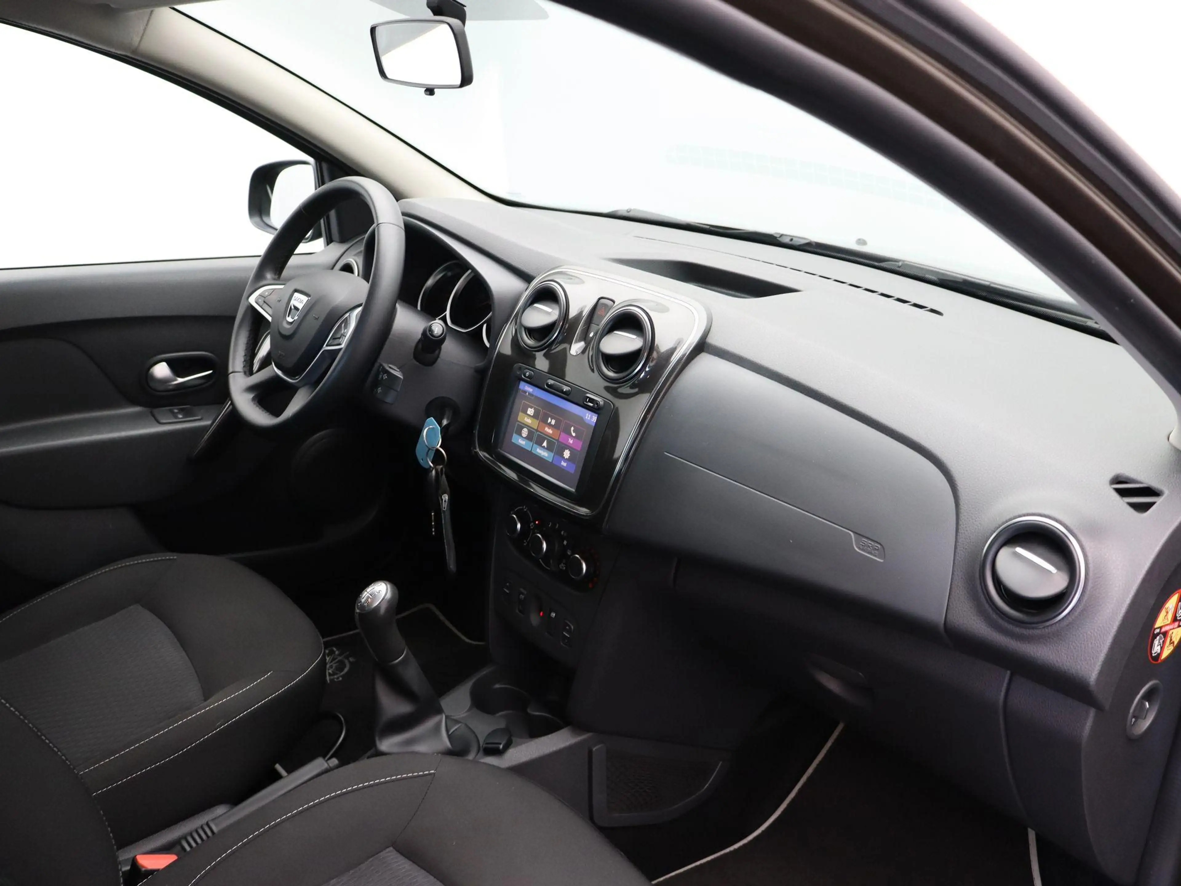 Dacia Logan MCV 90pk TCe Laureate | 100% Dealer onderhouden! | — photo 5