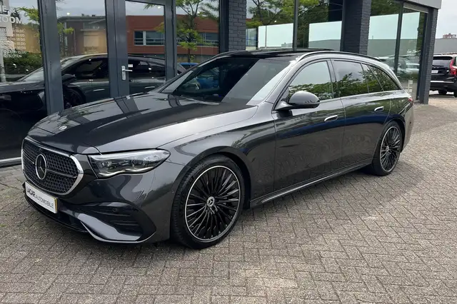 Mercedes-Benz E 300 Estate 300e AMG Line I Luchtvering I Hyper