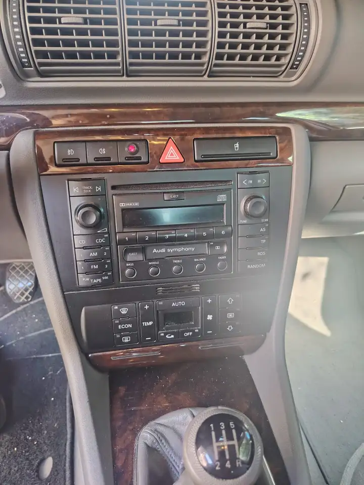 Audi A4 1.9 TDI - 110, foto 6