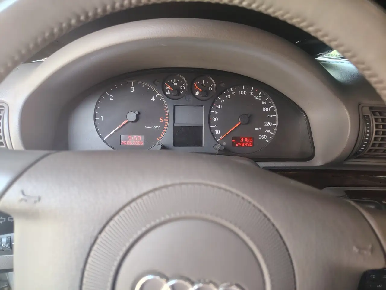 Audi A4 1.9 TDI - 110, foto 7