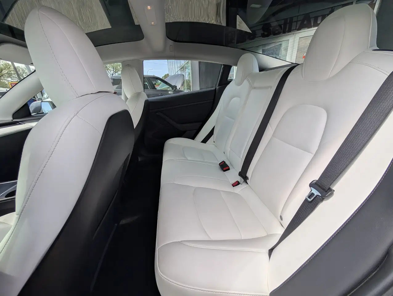 Tesla Model 3 photo Tesla Model 3