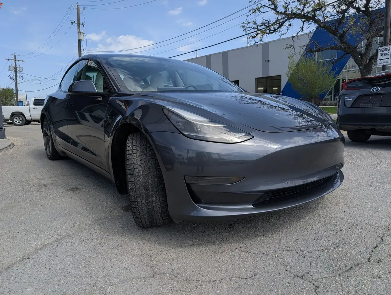 Tesla Model 3 photo Tesla Model 3