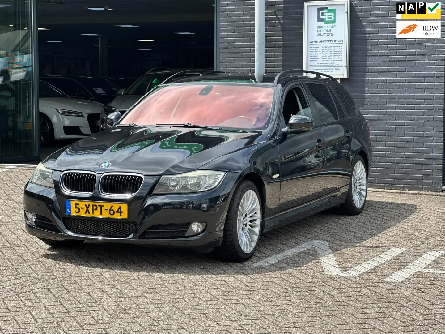 BMW 318 3-serie Touring 318i/6-BAK/AIRCO/EXPORT PRIJS!! Zwart - 1