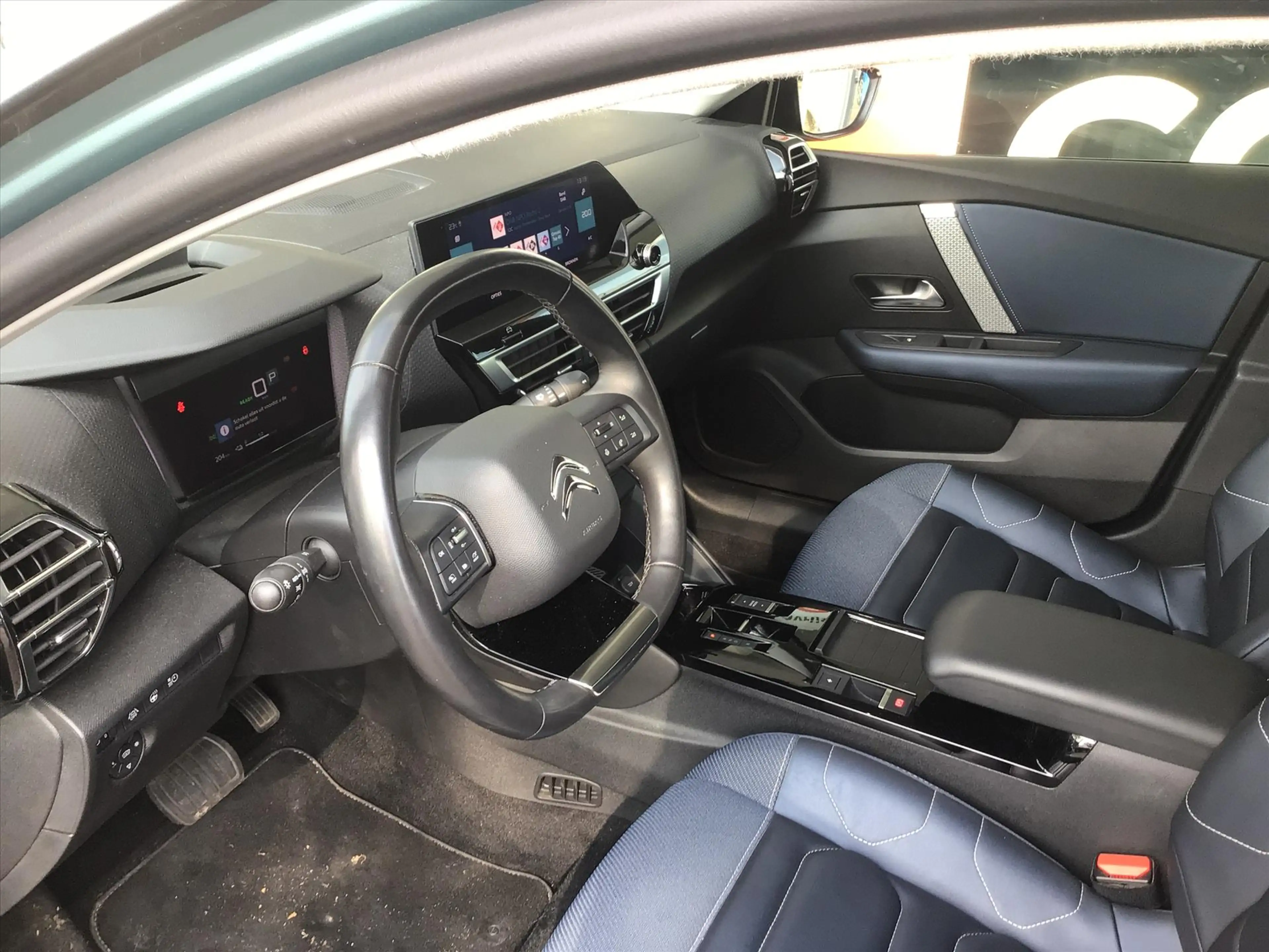 Citroen E-C4 Electric EV 50kWh 136pk Feel Pack — photo 9