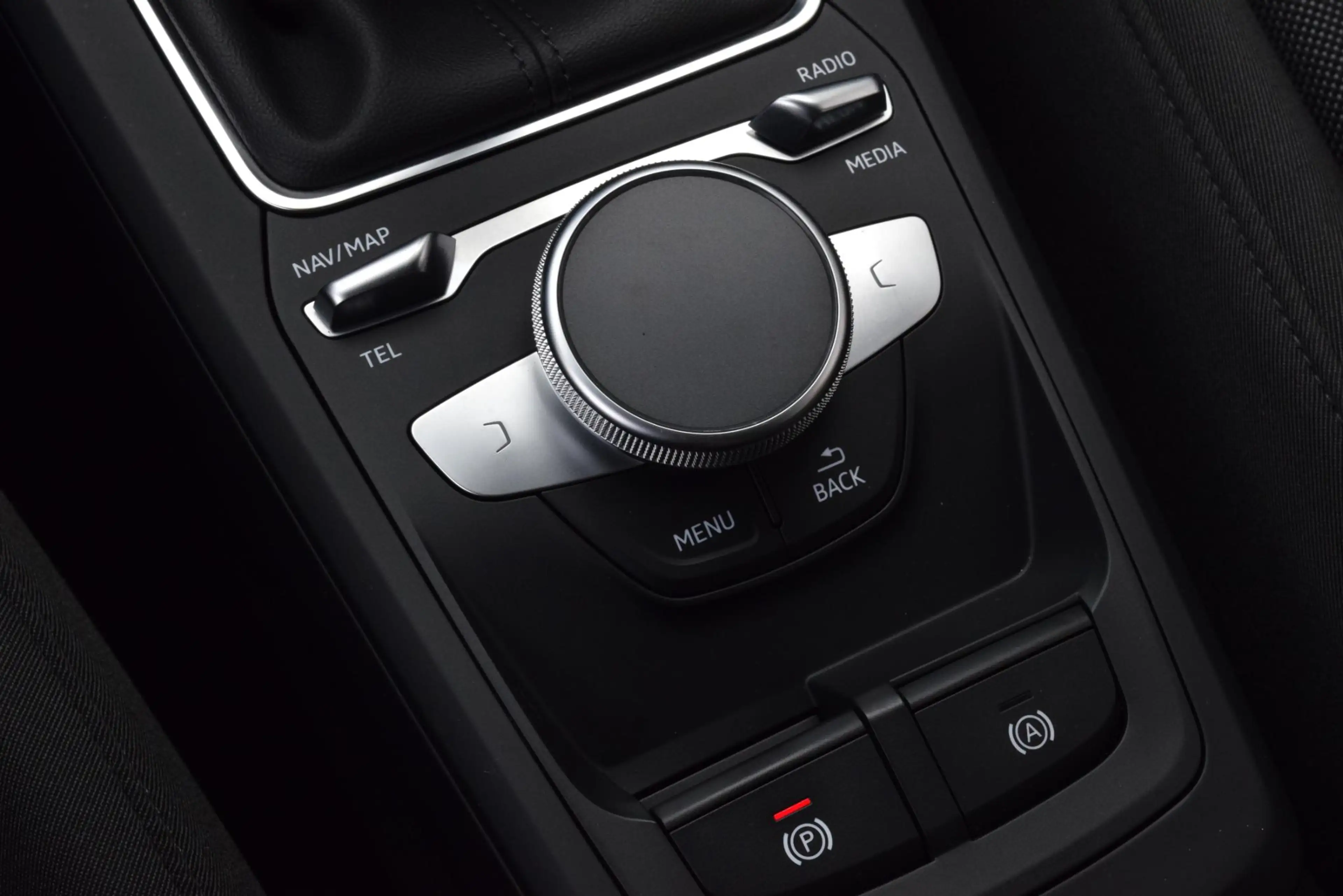 Audi Q2 30 TFSI S-Line|ACC|Carplay|Elektr.klep|Matrix — photo 29